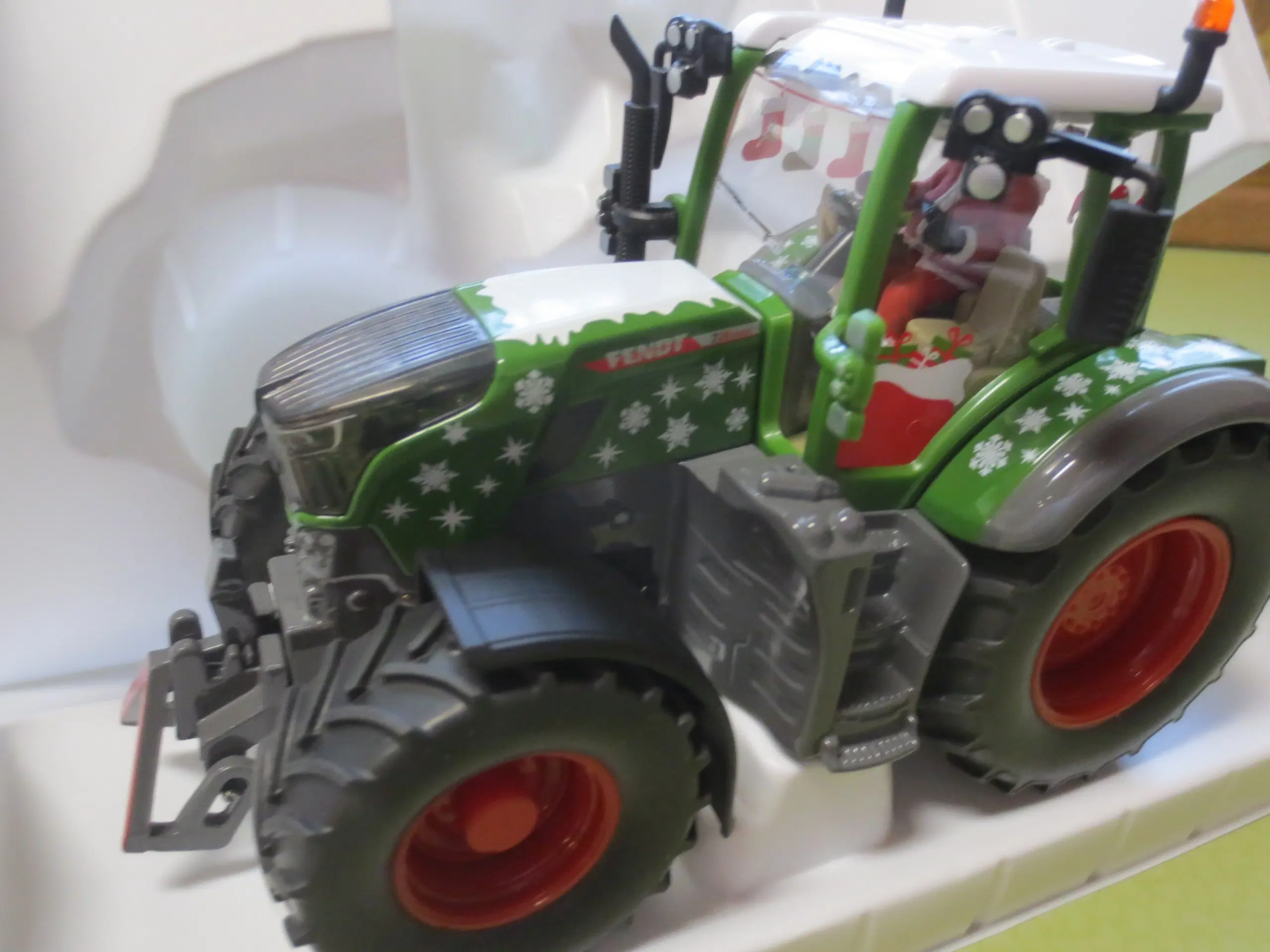 1 stk Ny Fendt 728 Vario Julemodel