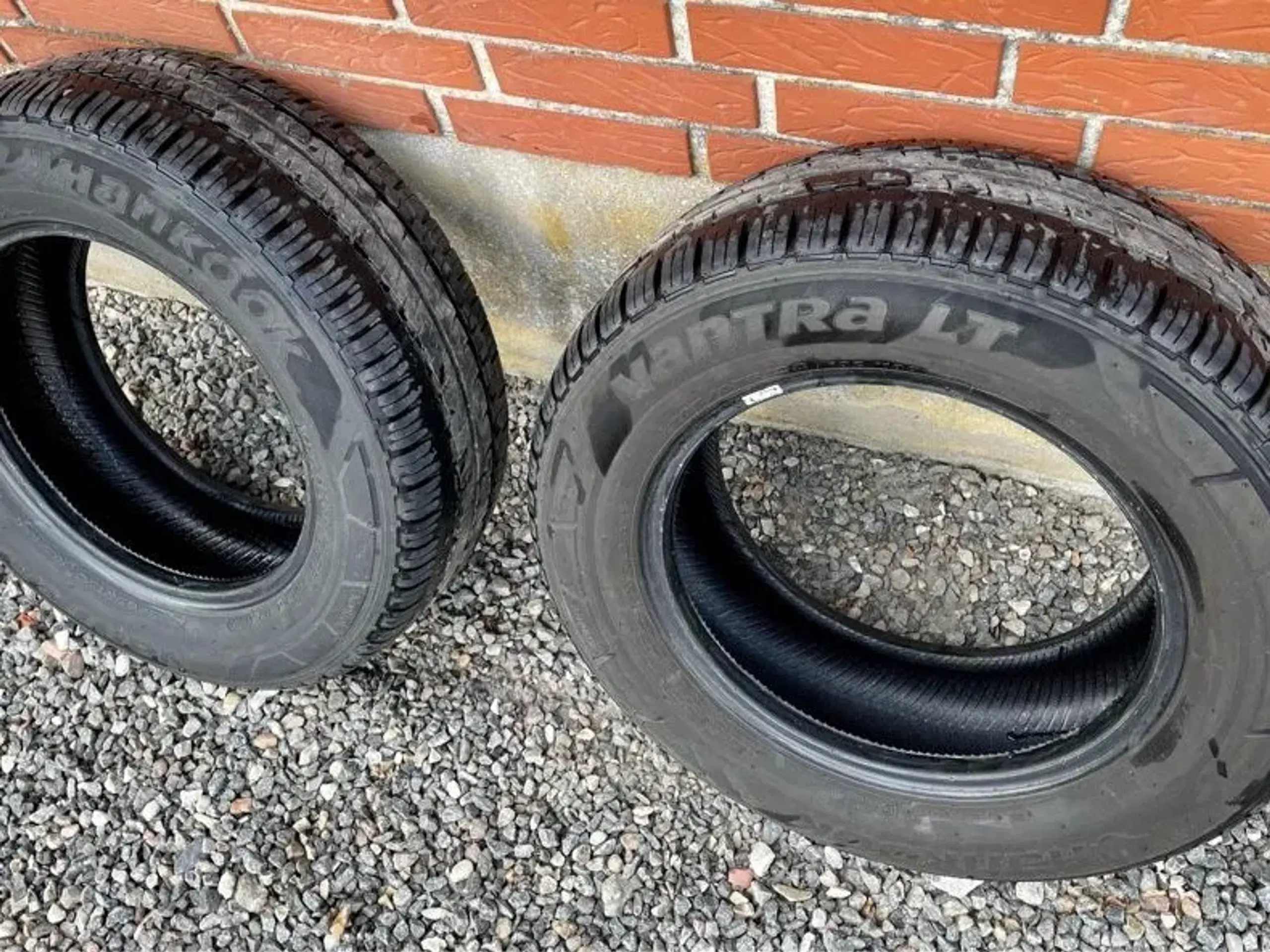 2 stk  Hankook Vantra LT dæk