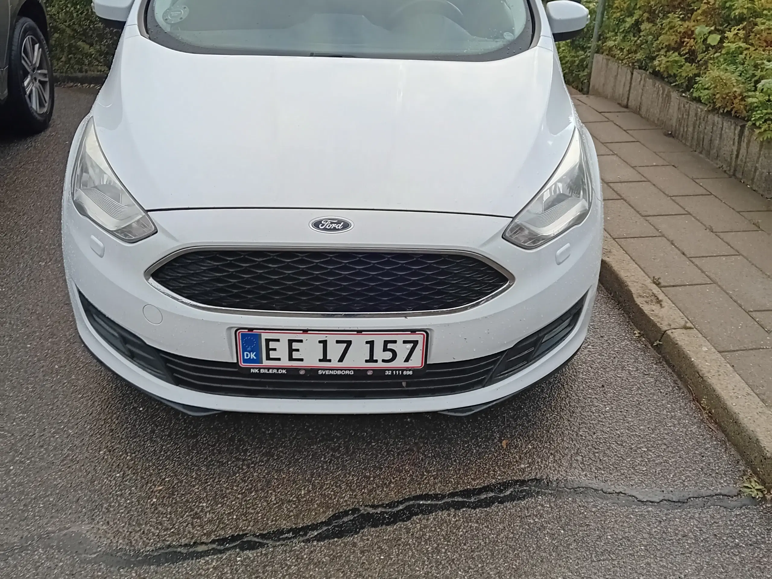 Ford c-max til salg