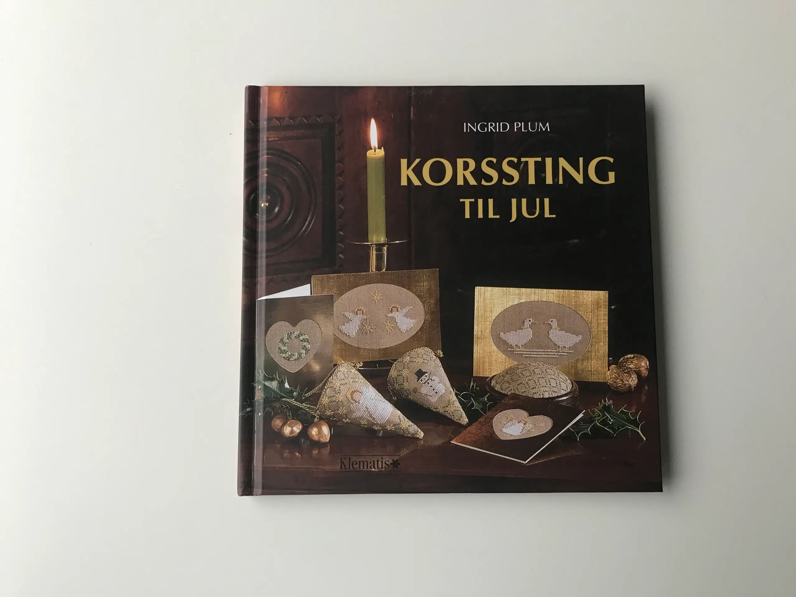 Korssting til jul - Ingrid Plum