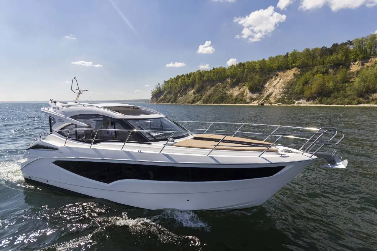 Galeon 365 HTS