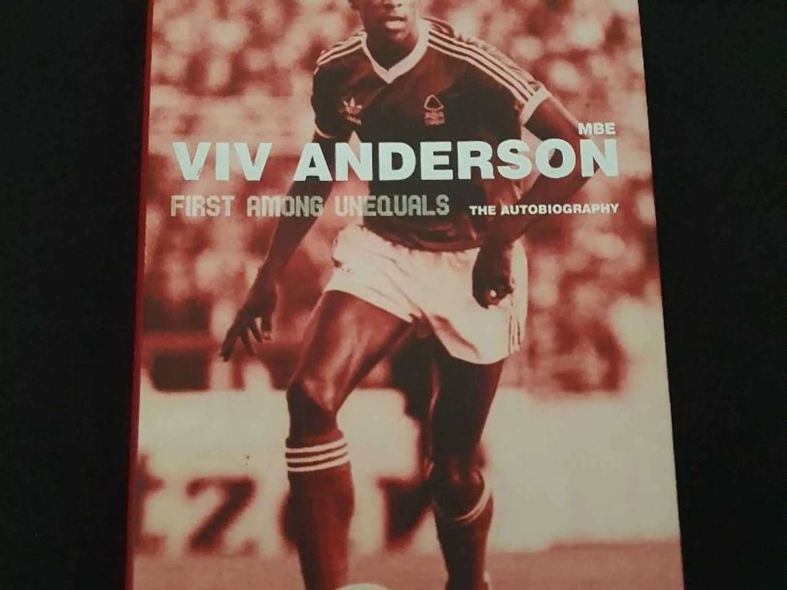 Viv Anderson - English text.