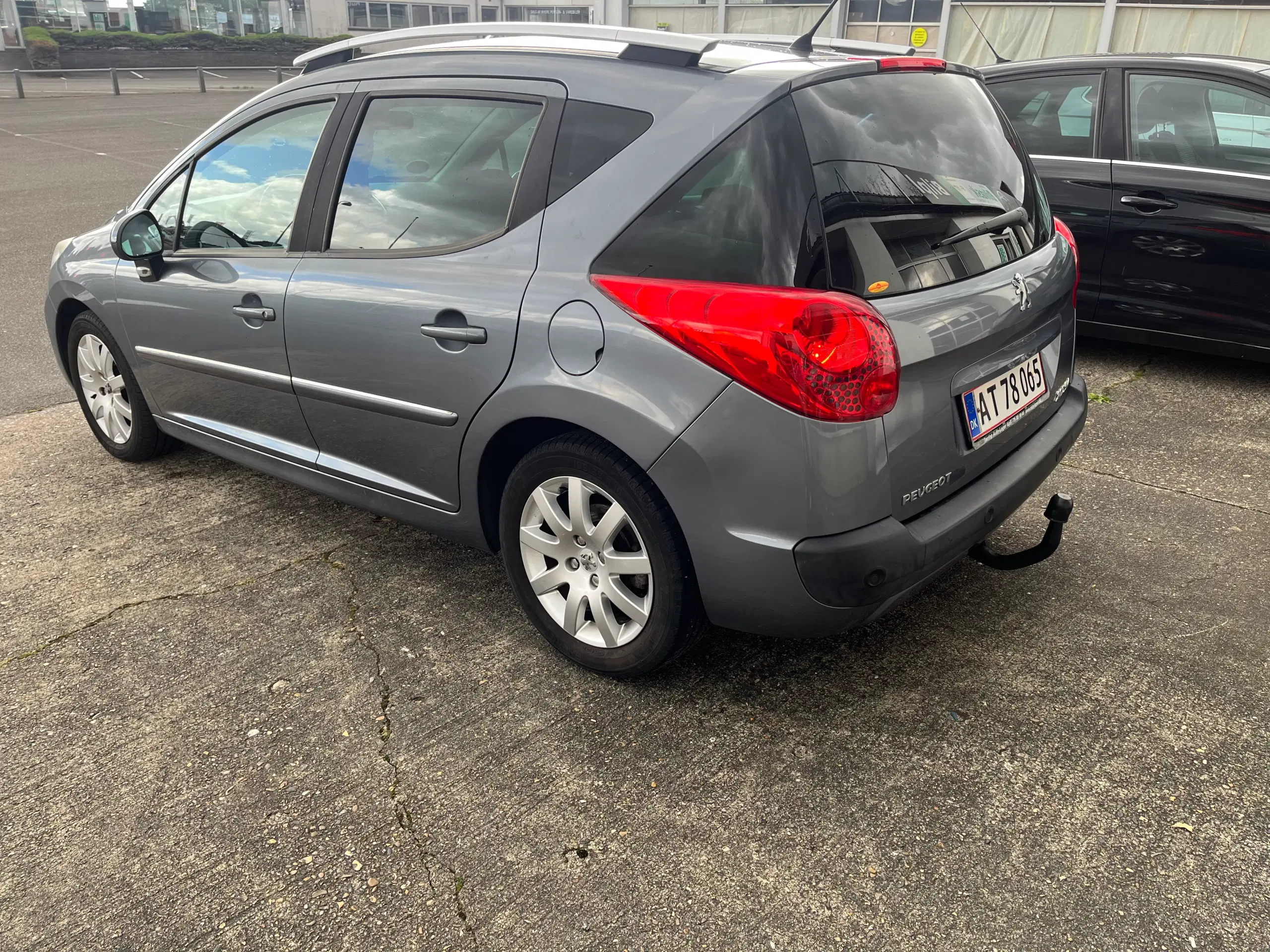 Dejlig nysynet peugeot 207 SW 16 HDI 92 HK