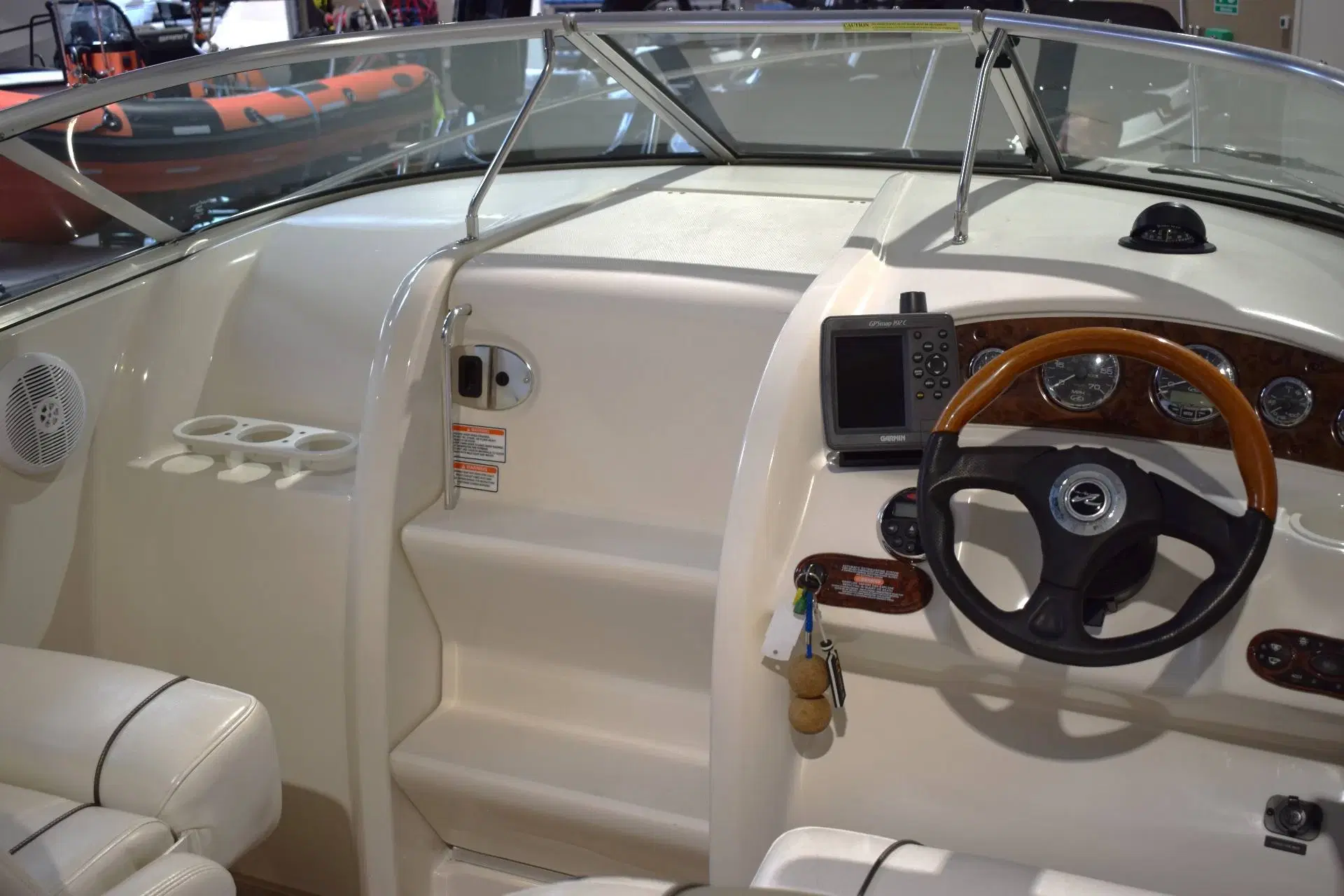 Searay 225 Weekender - MerCruiser 50 V8