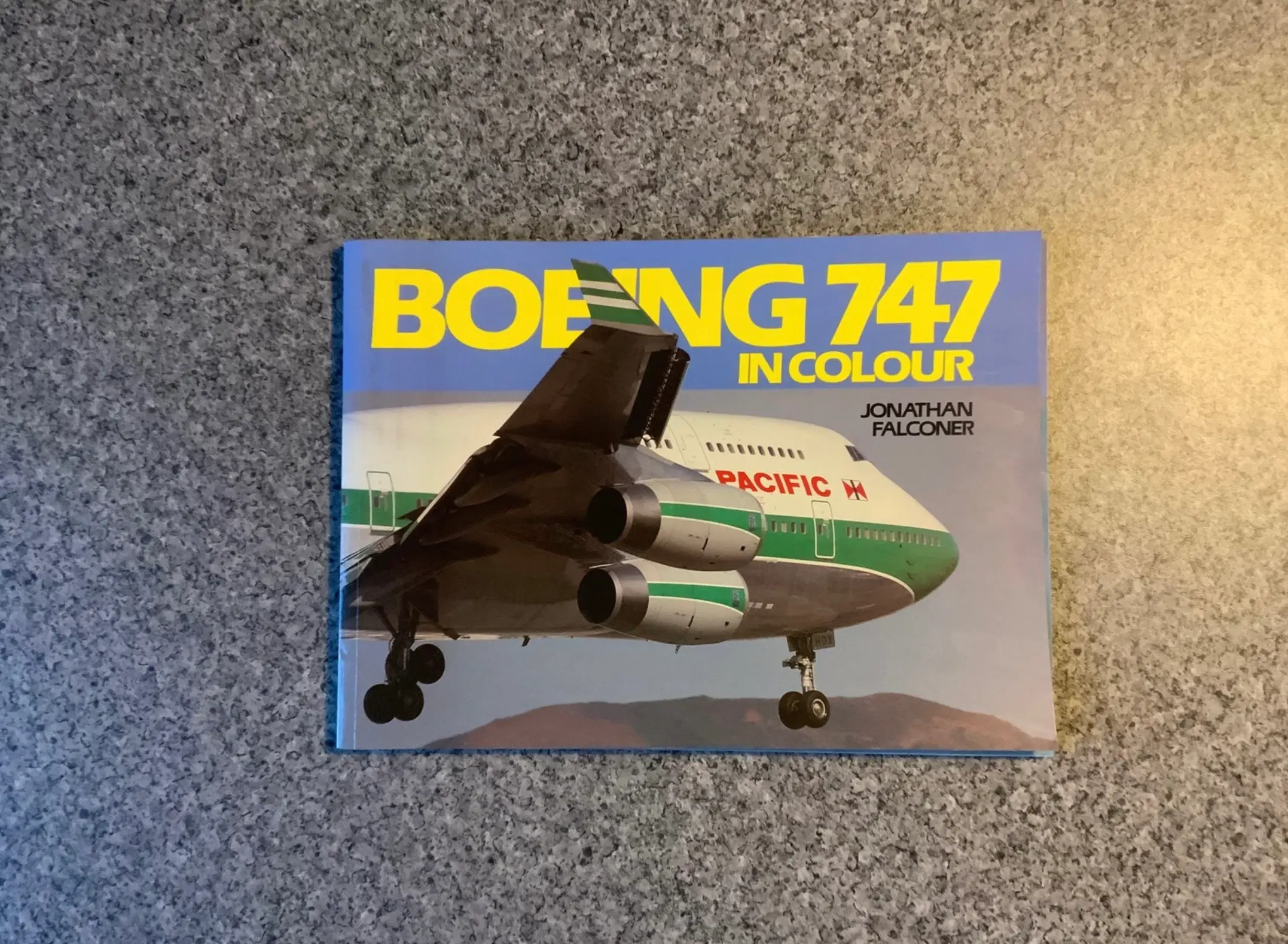 Bog Boeing 747 in colour