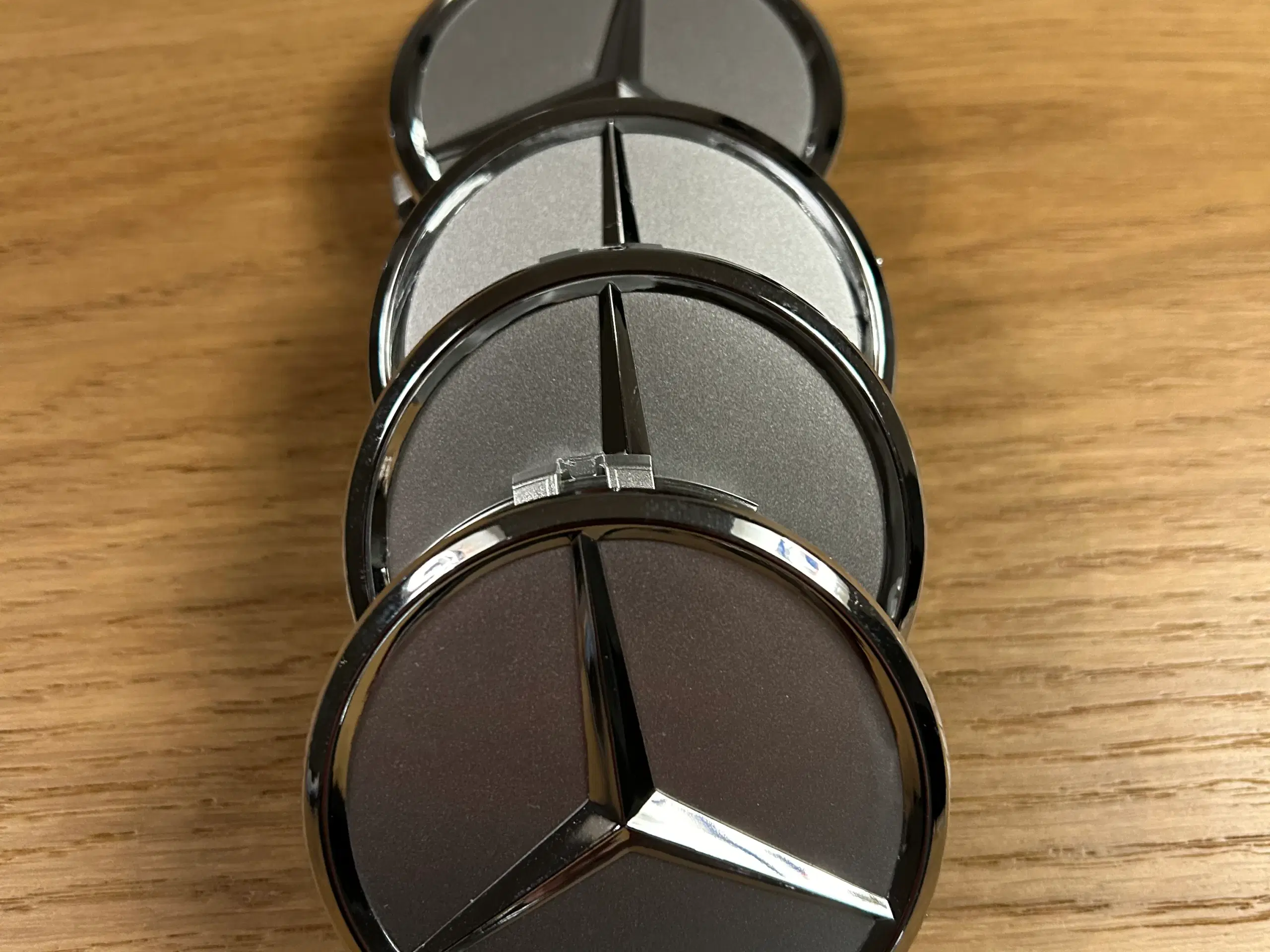 Mercedes Benz Centerkaplser 75 mm NYE