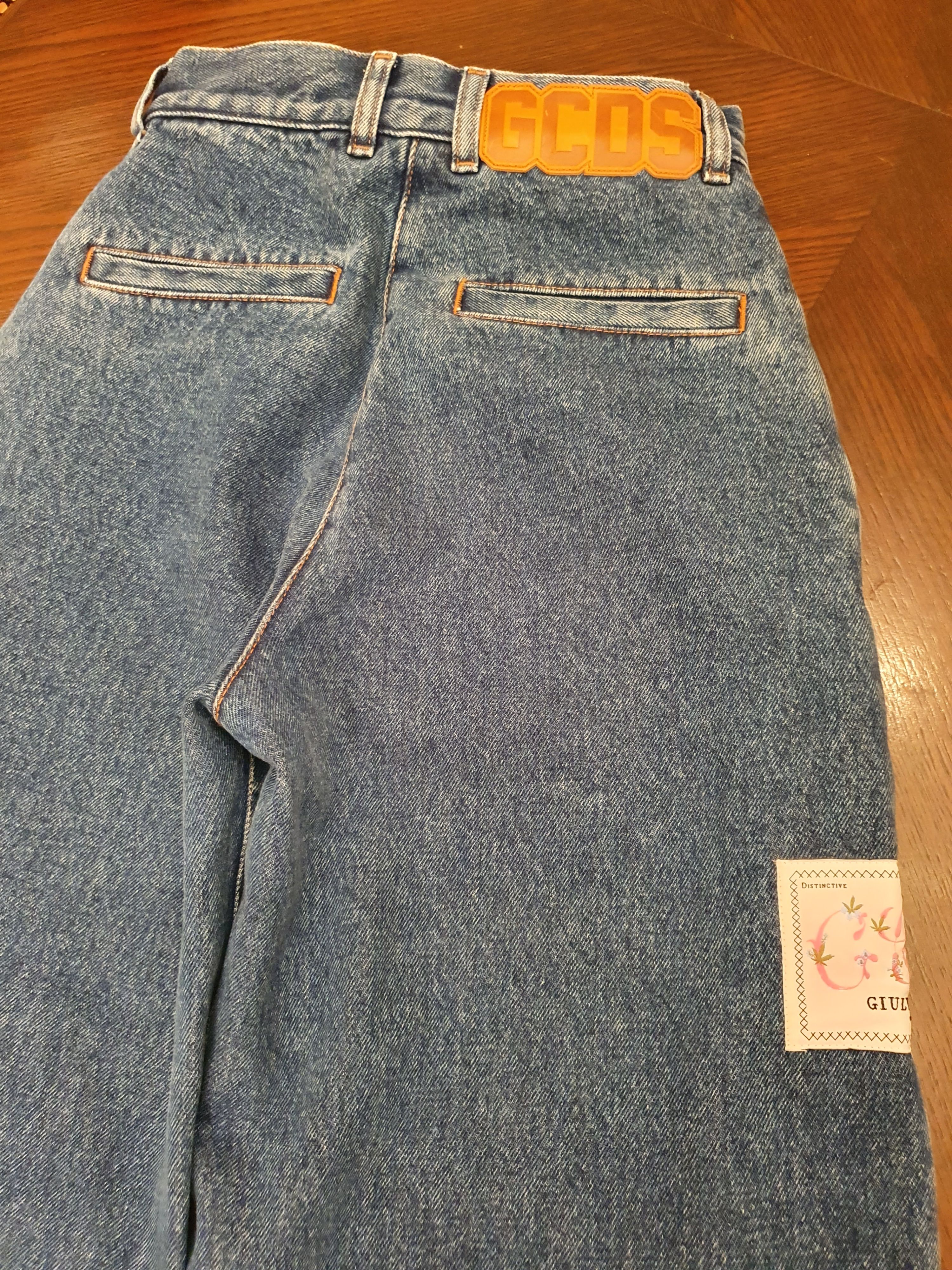 Preowned GCDS Mid-wash denim wide leg jeans Size 25/63 Blue cotton