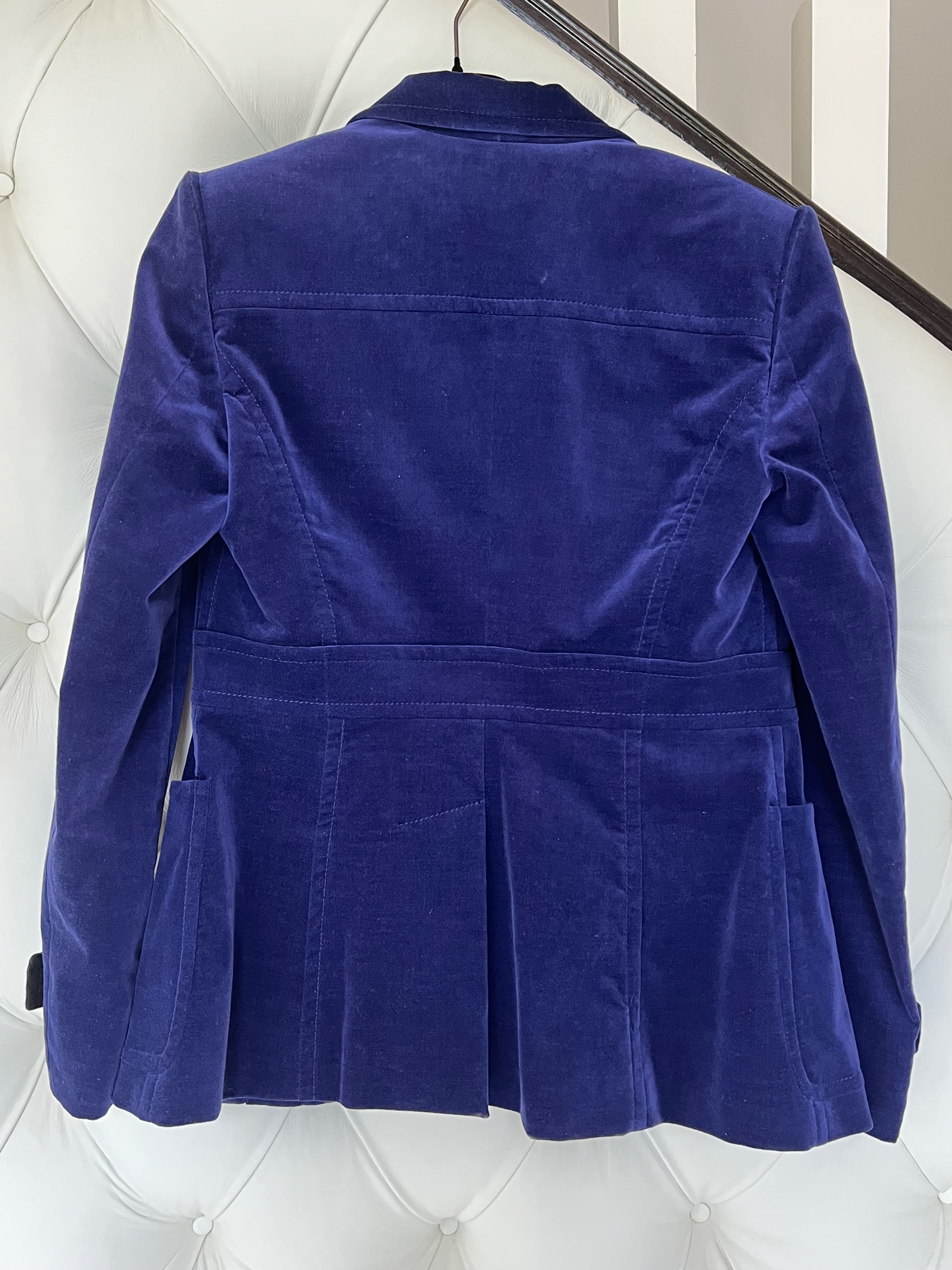 Preowned Gucci Vintage blue velvet blazer Size S Blue purple