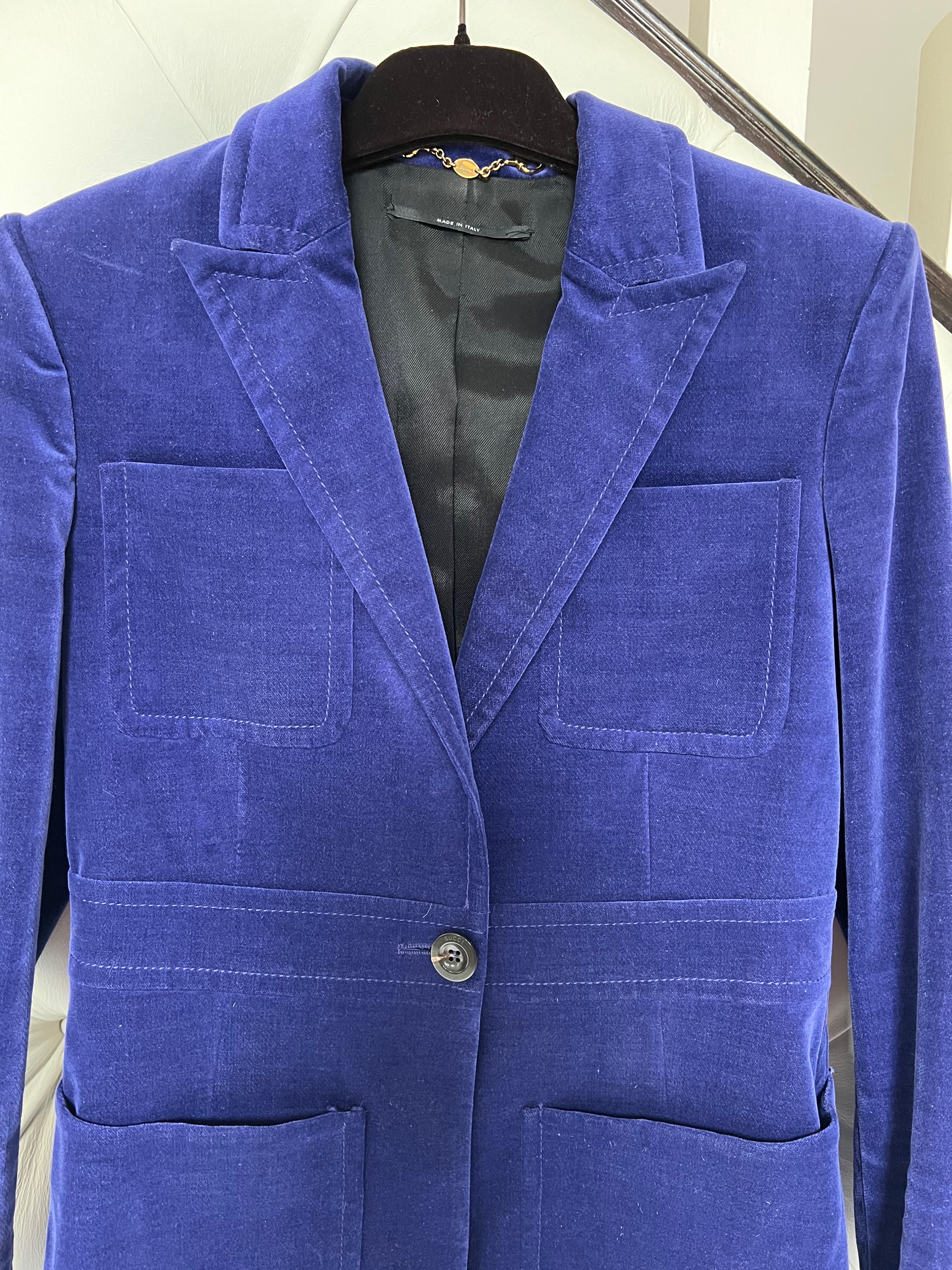 Preowned Gucci Vintage blue velvet blazer Size S Blue purple