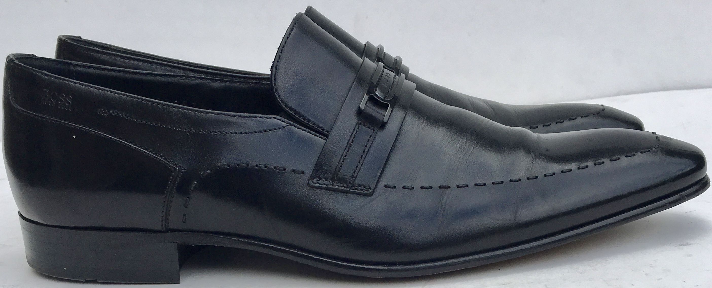 Men's Preowned Hugo Boss Loafers Size 43 Black leather