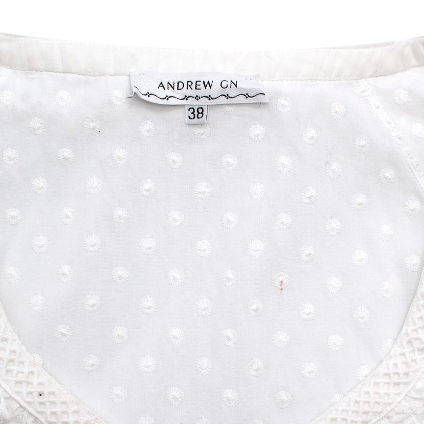 Preowned Andrew GN White Embroidered Peasant Top Size S cotton