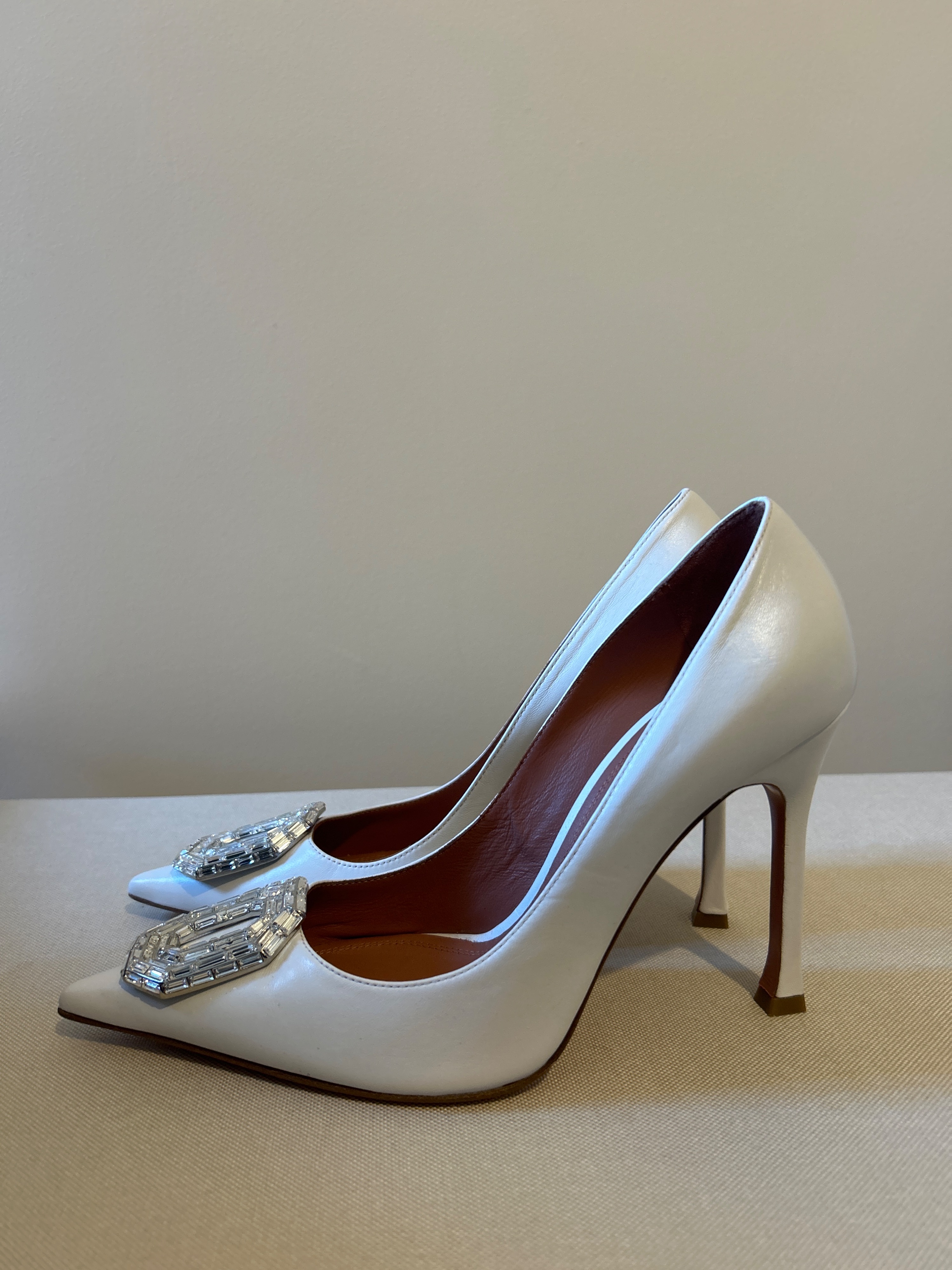 Preowned Amina Muaddi White Leather Camelia Pumps Size 39