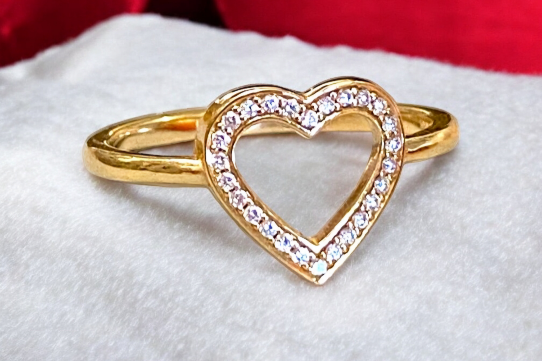 Preowned Bespoke 18ct Gold Openwork Diamond Heart Ring Yellow gold ct gold