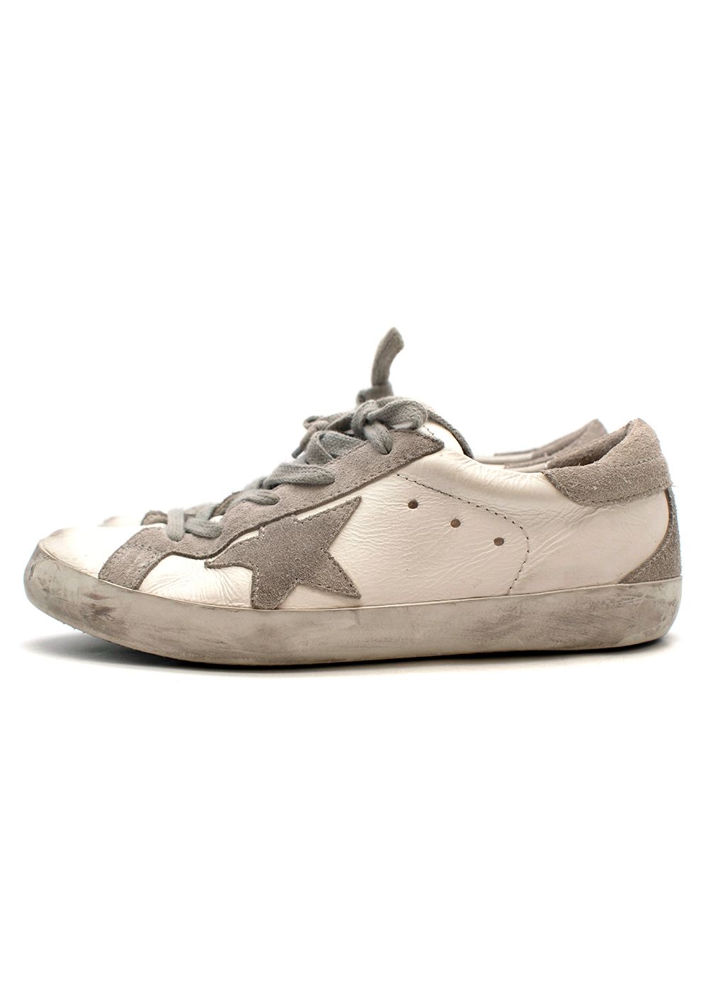 Boys Preowned Golden Goose superstar white logo distressed trainers Size 6 Years + leather