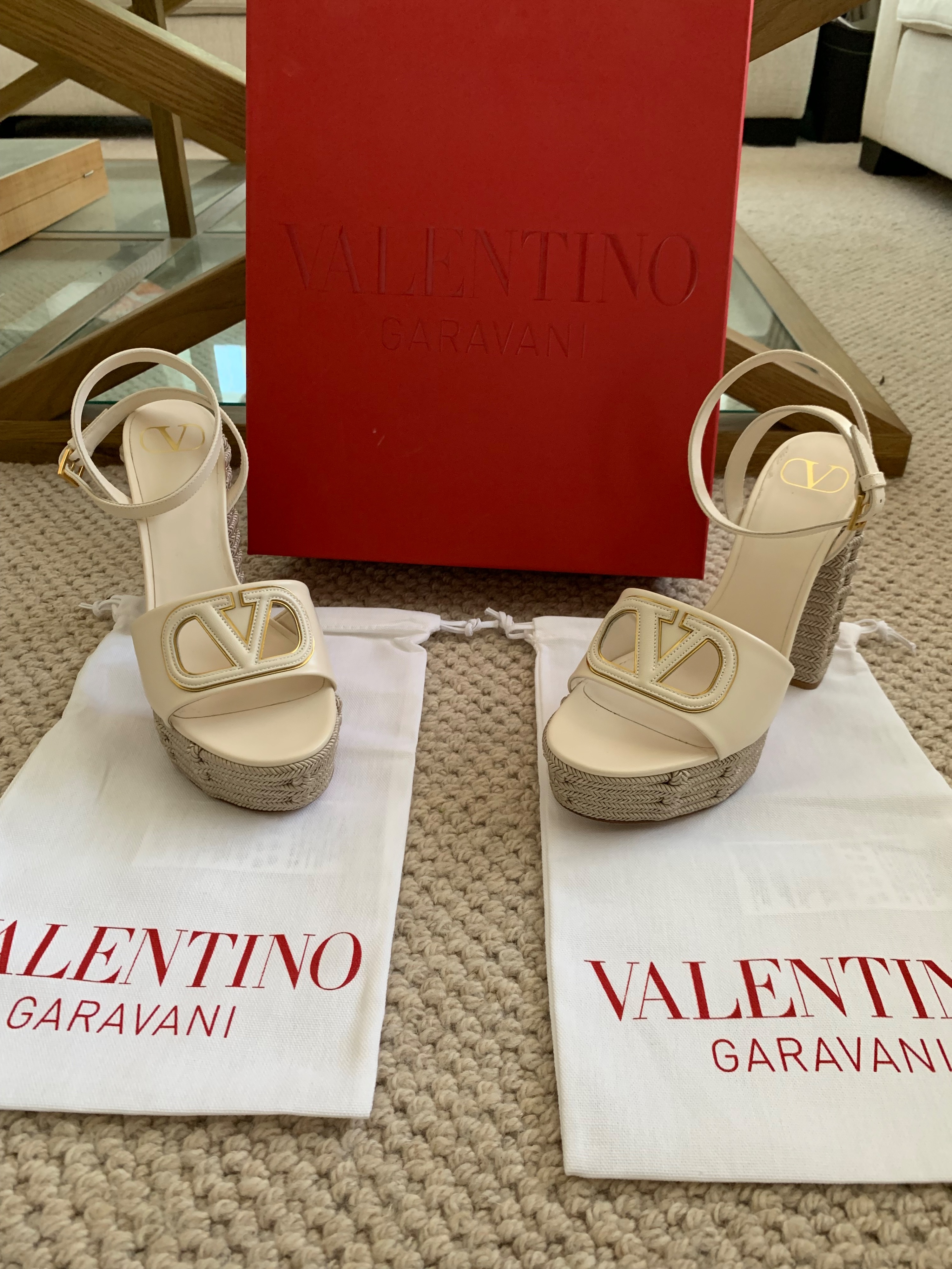 Valentino Summer '24 Ivory Leather and Rope Sandals Size 39 Beige leather/rope