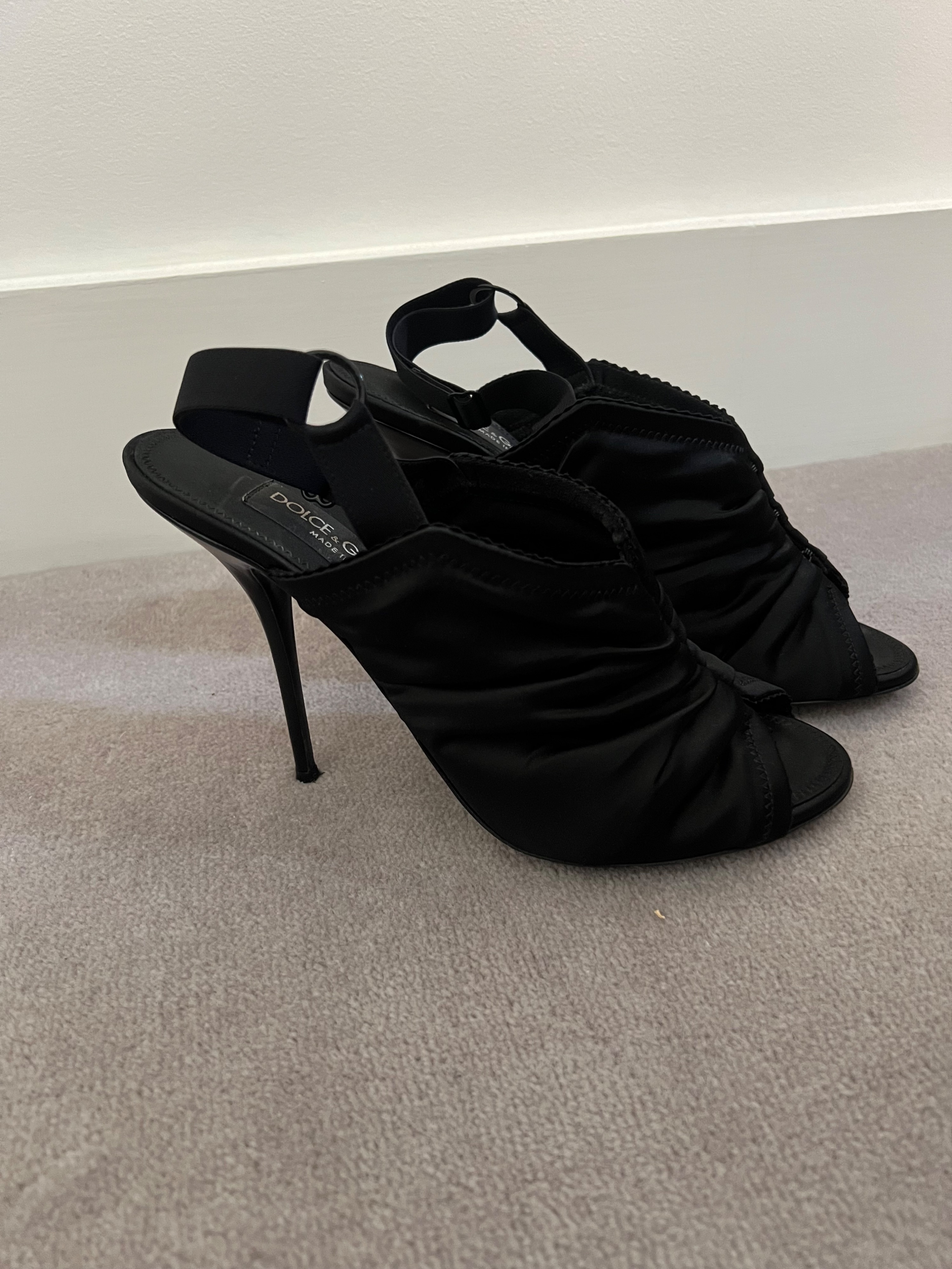 Preowned Dolce  Gabbana Black Satin Slingbacks Size 40