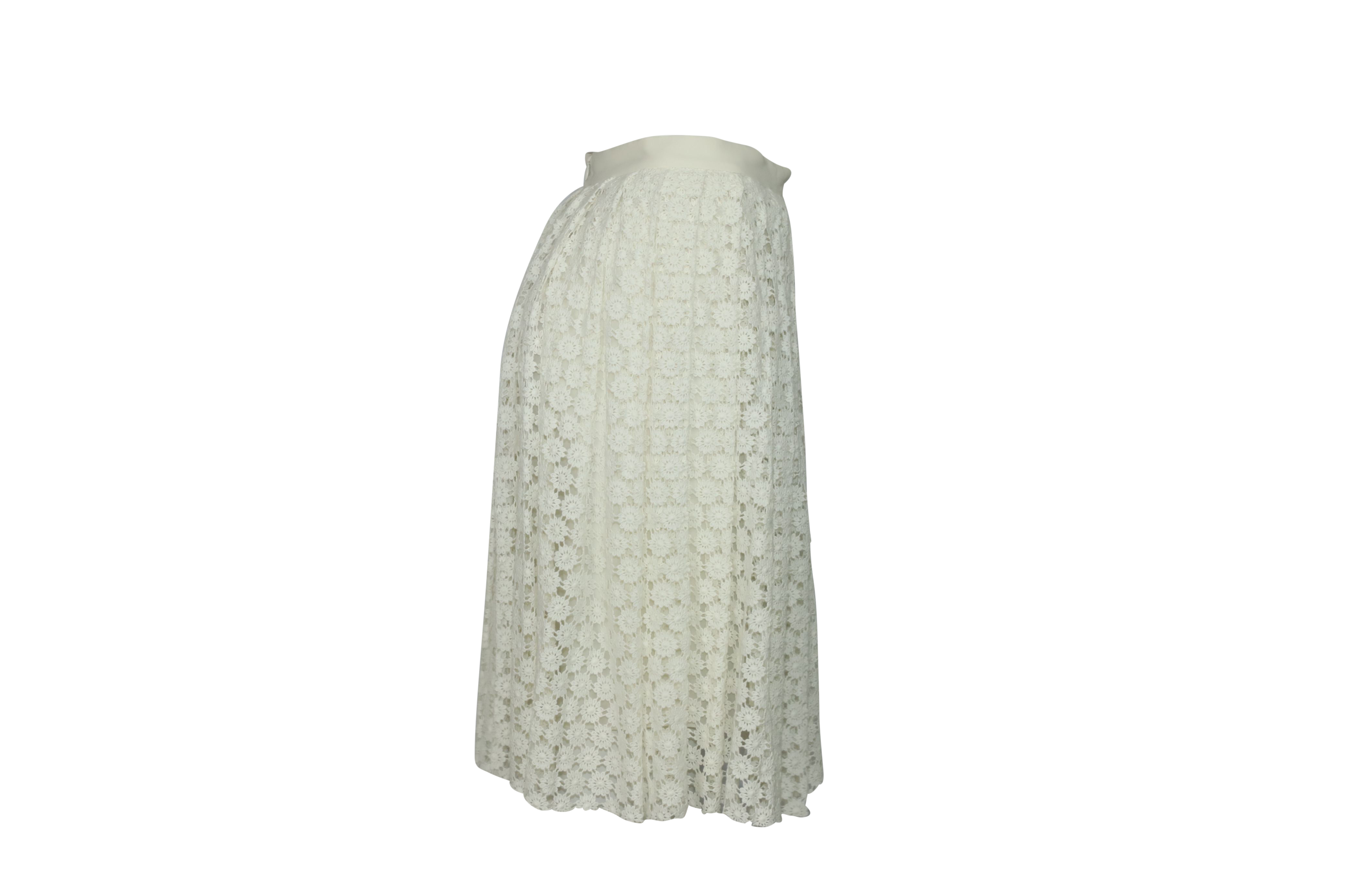 Preowned Joseph Cream floral cotton lace pleated skirt Size XXS white | cream