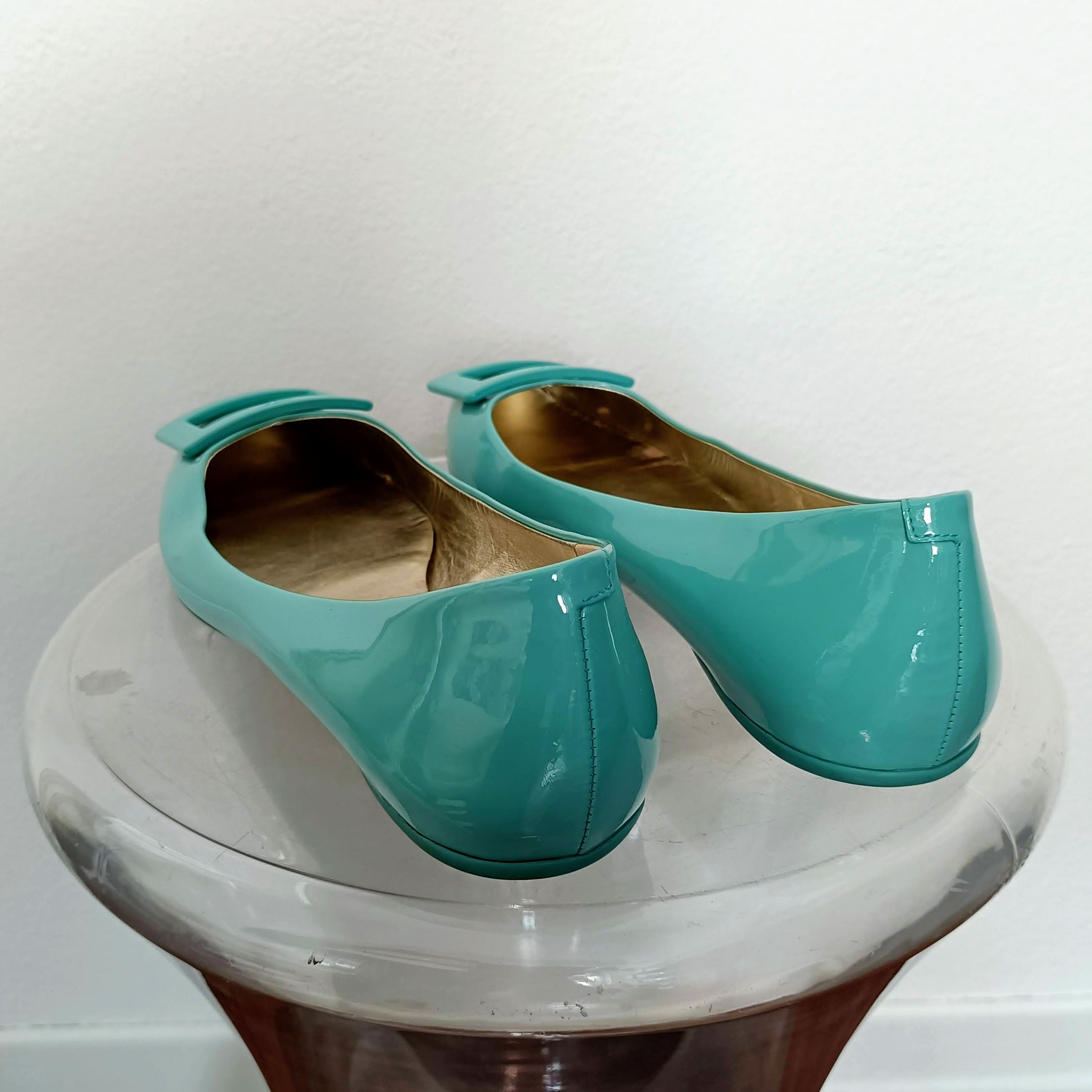 Preowned Roger Vivier Turquoise Patent Ballerinas Size 39.5 leather