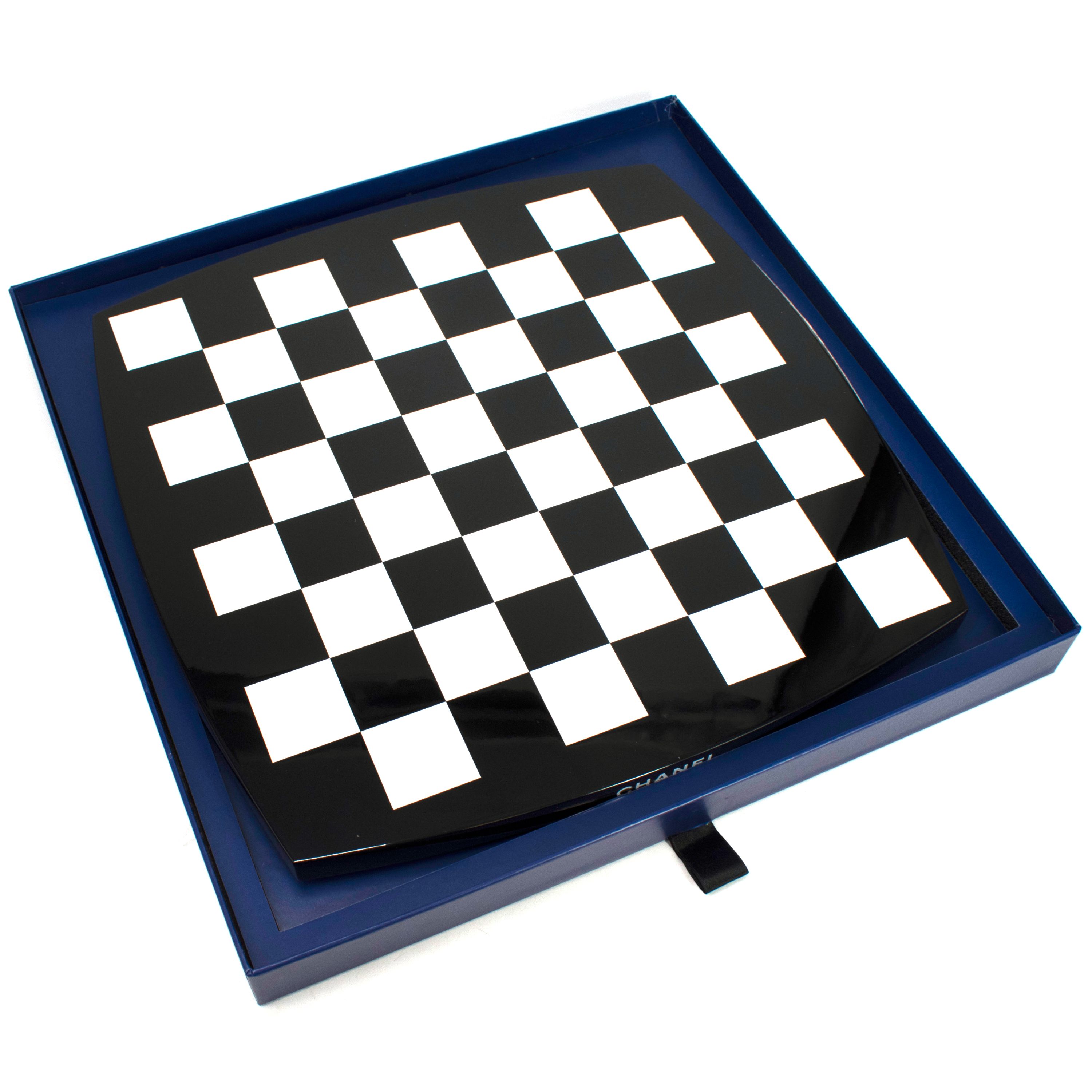 Men's Chanel Wooden No5 Chess Set black white navy wood