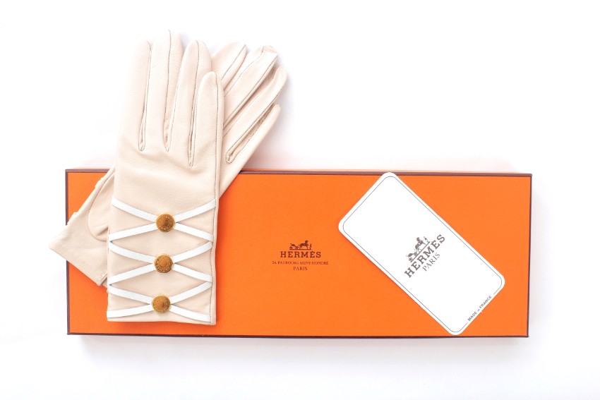 Hermes Lace-Up Beige Leather Gloves Beige/Nude