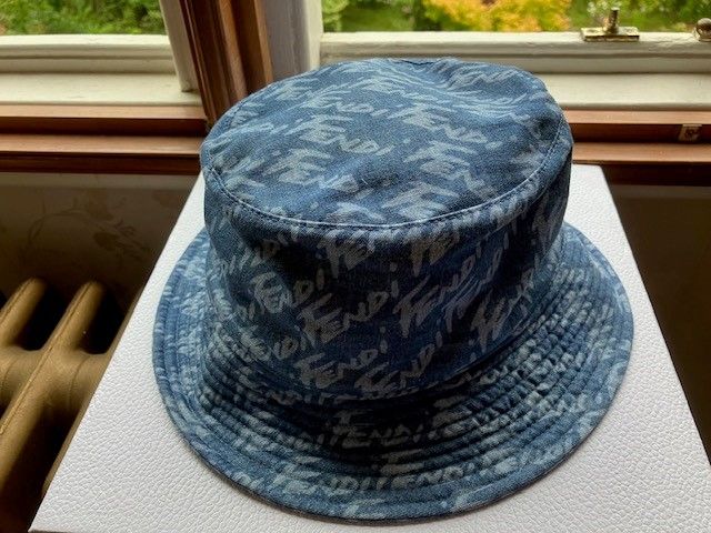 Preowned Fendi Logo Denim Bucket Hat Size S Blue cotton