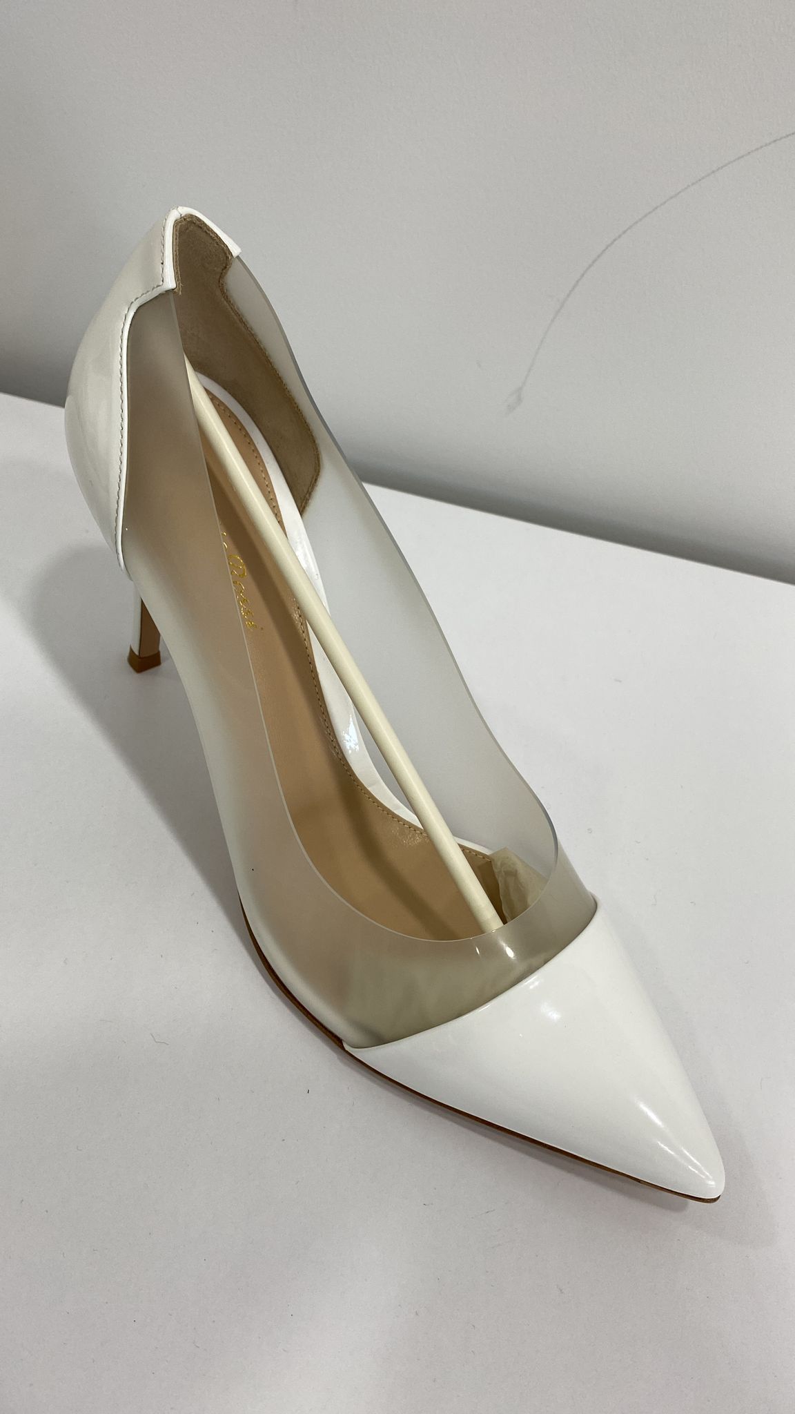 Gianvito Rossi White Plexi Pumps 105 Size 35.5 leather