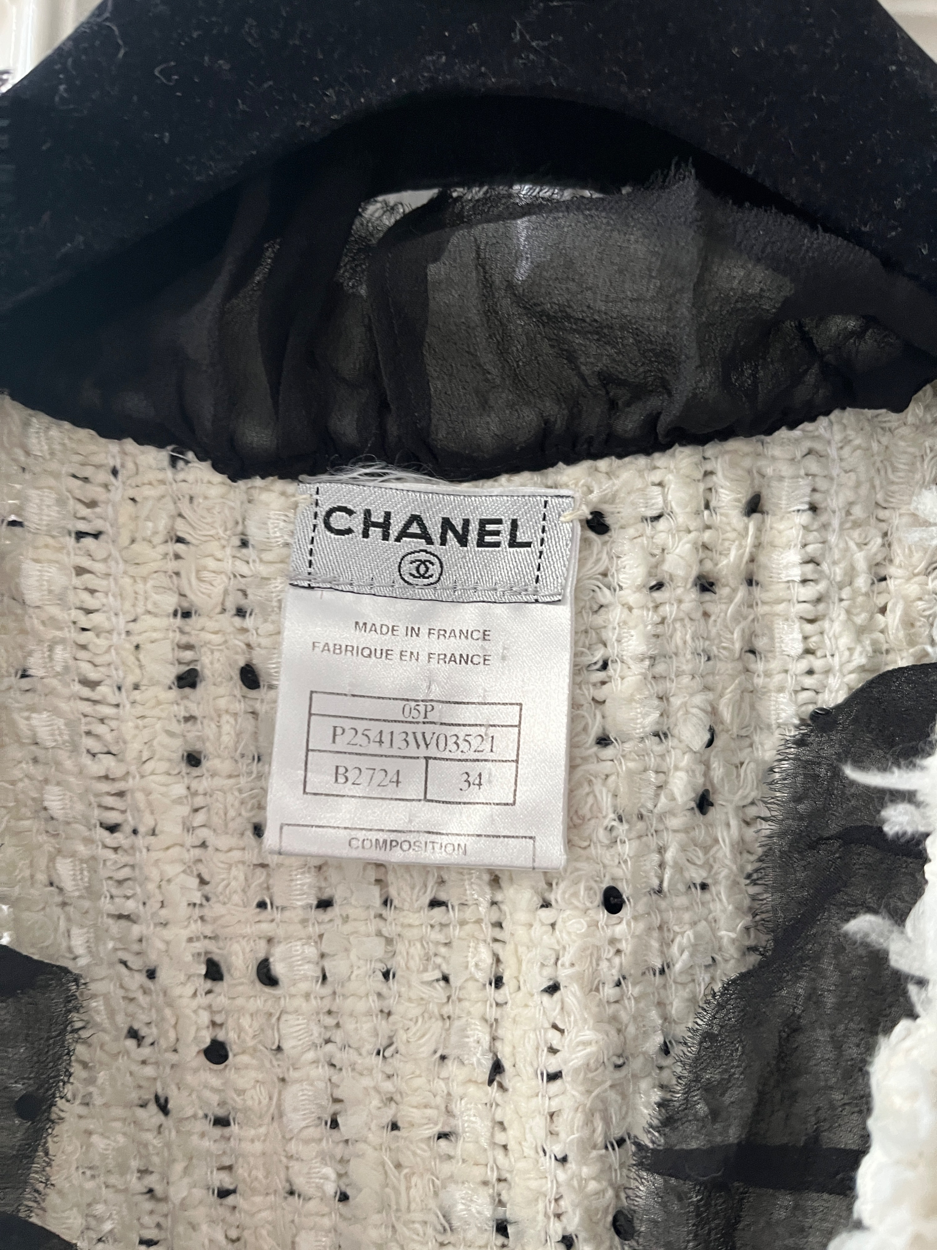 Preowned Chanel White Tweed Longline Waistcoat Size XS White black