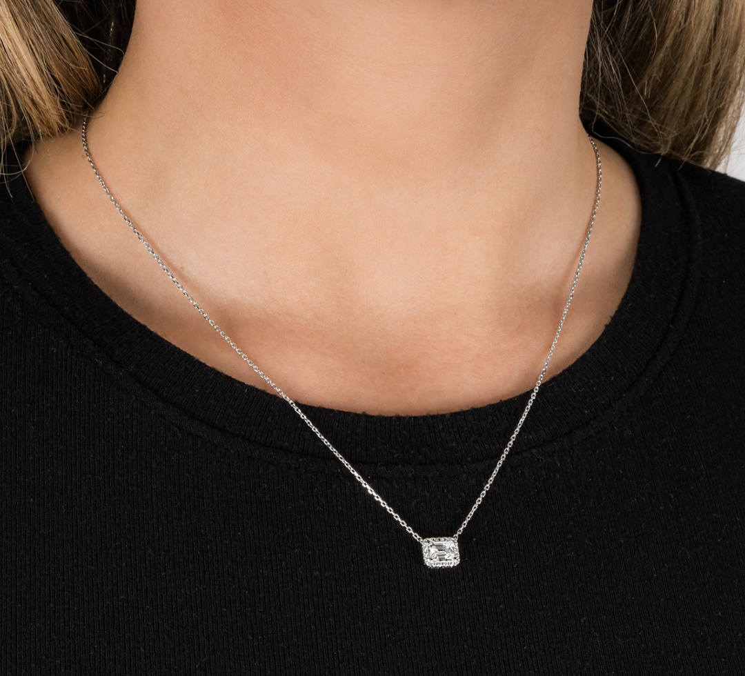 18ct White Gold Diamond Pendant Necklace Silver k white gold