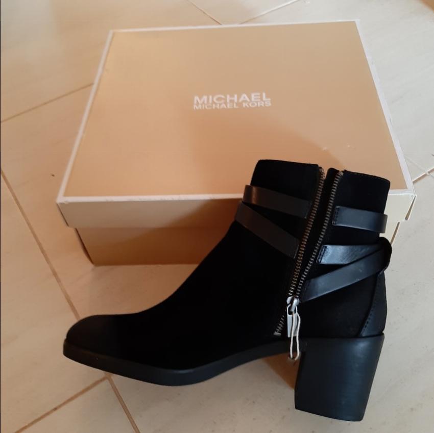 Michael Michael Kors black ankle boots Size 40 Black  White leather