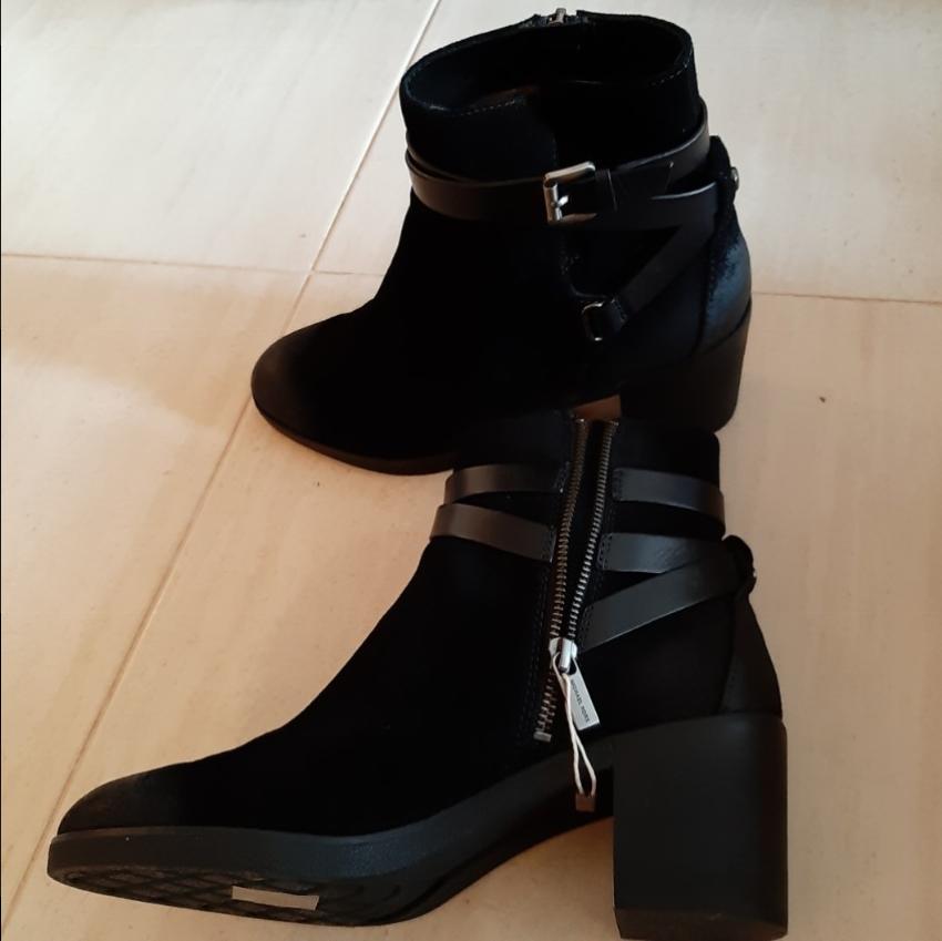 Michael Michael Kors black ankle boots Size 40 Black  White leather