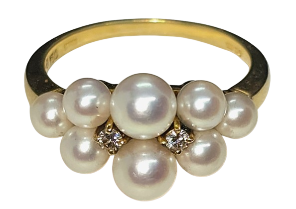 Preowned Mikimoto 18ct Yellow Gold Cultured Pearls and Diamond Ring ct gold