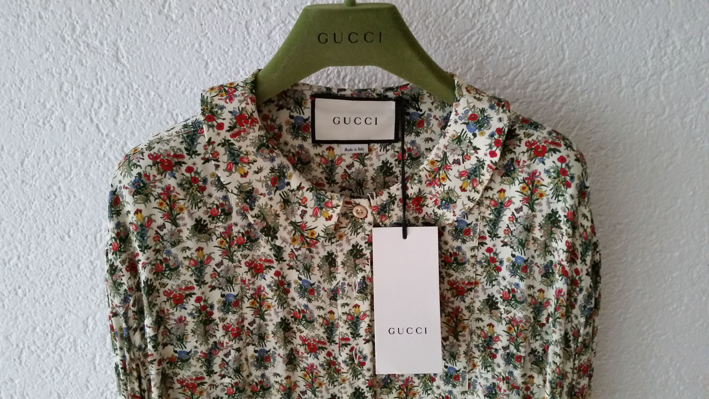 Gucci Floral Print Button Down Dress Size 42 floreal print green/red/yello silk