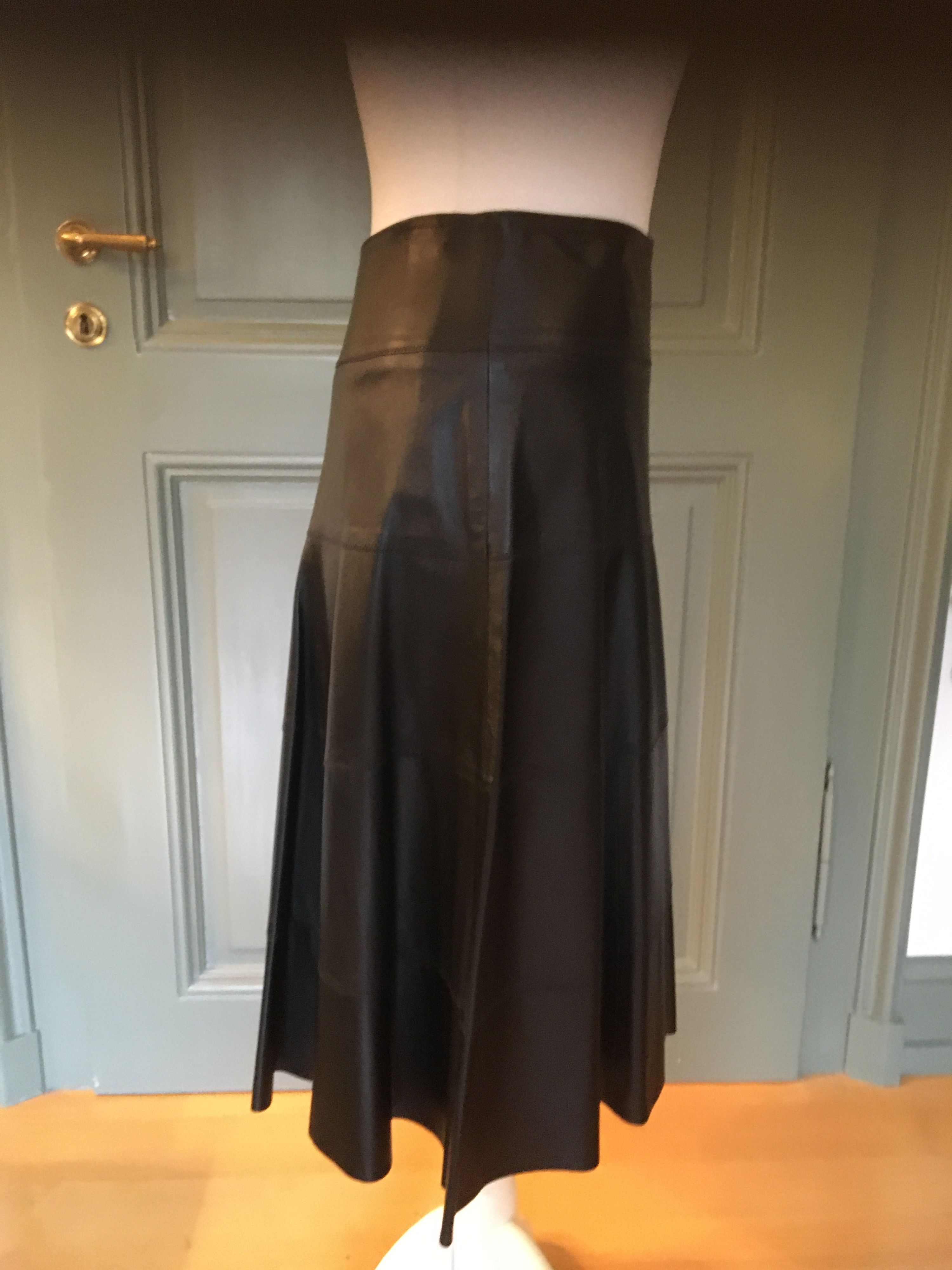 Preowned Paule Ka Black Leather Skirt Size S