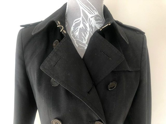 Burberry black cotton gabardine short trench coat Size XS