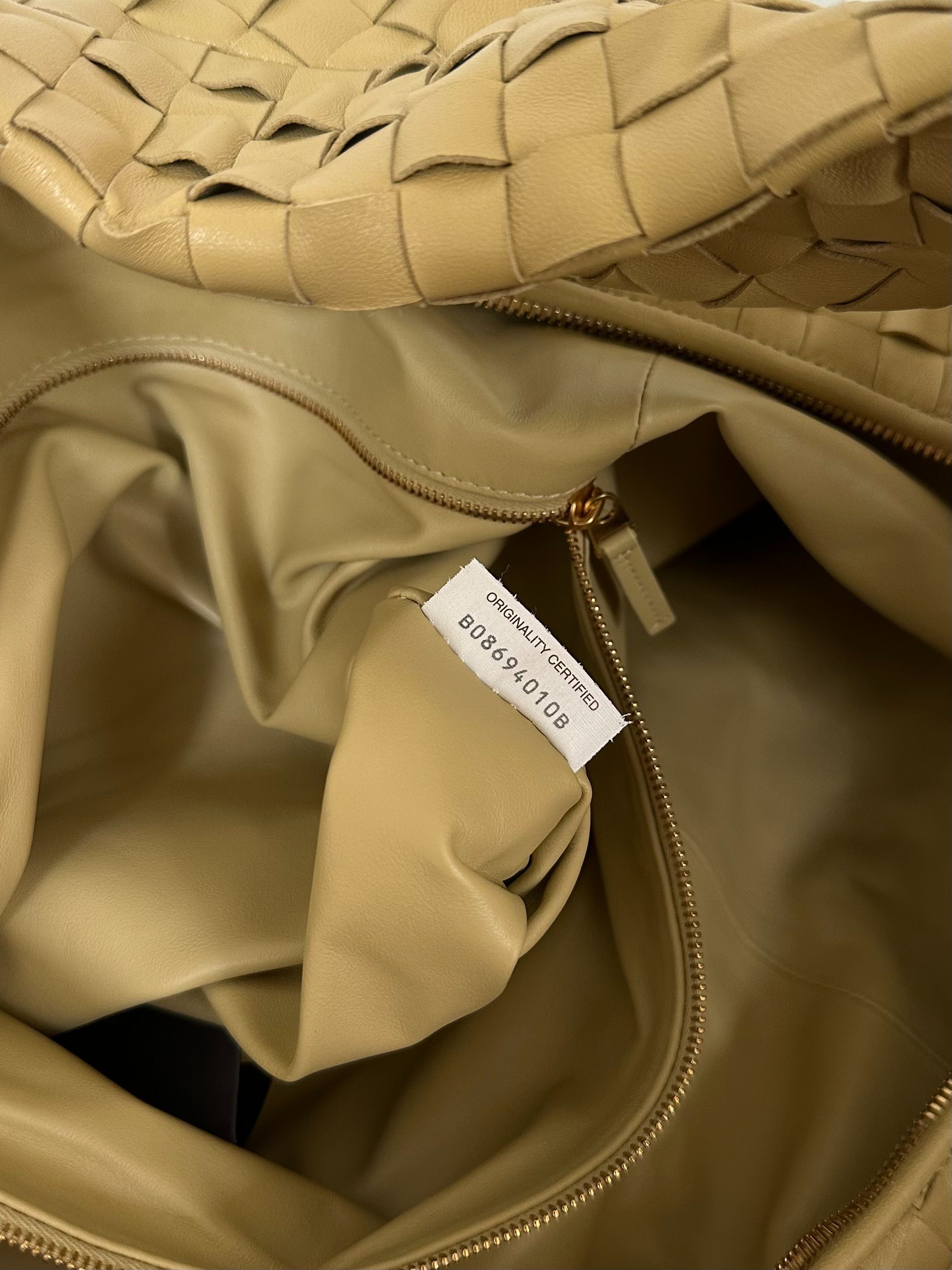 Bottega Veneta Maxi Intrecciato Jodie Yellow beige leather