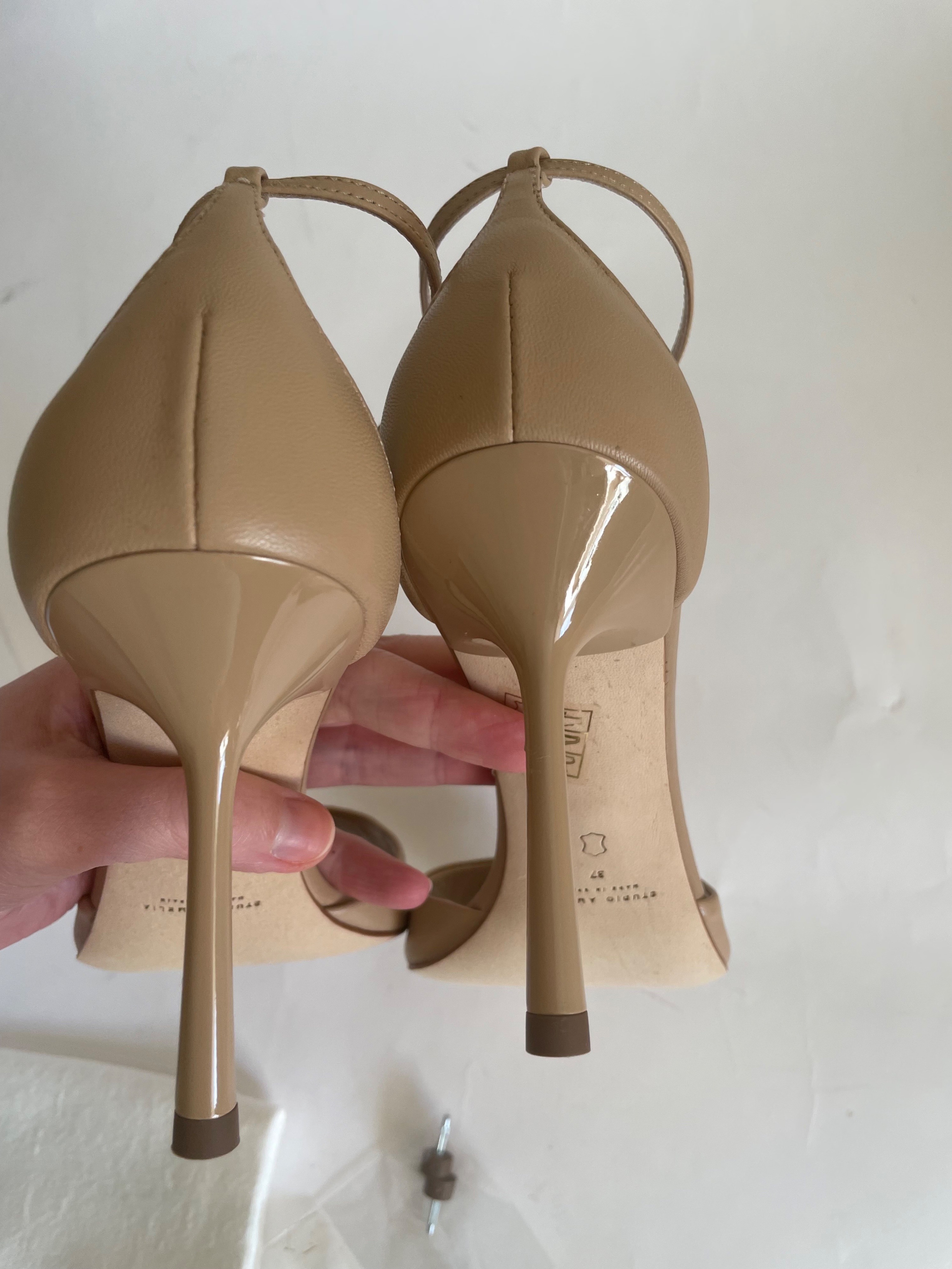 Studio Amelia Spindle 90mm Beige Pumps Size 37 leather