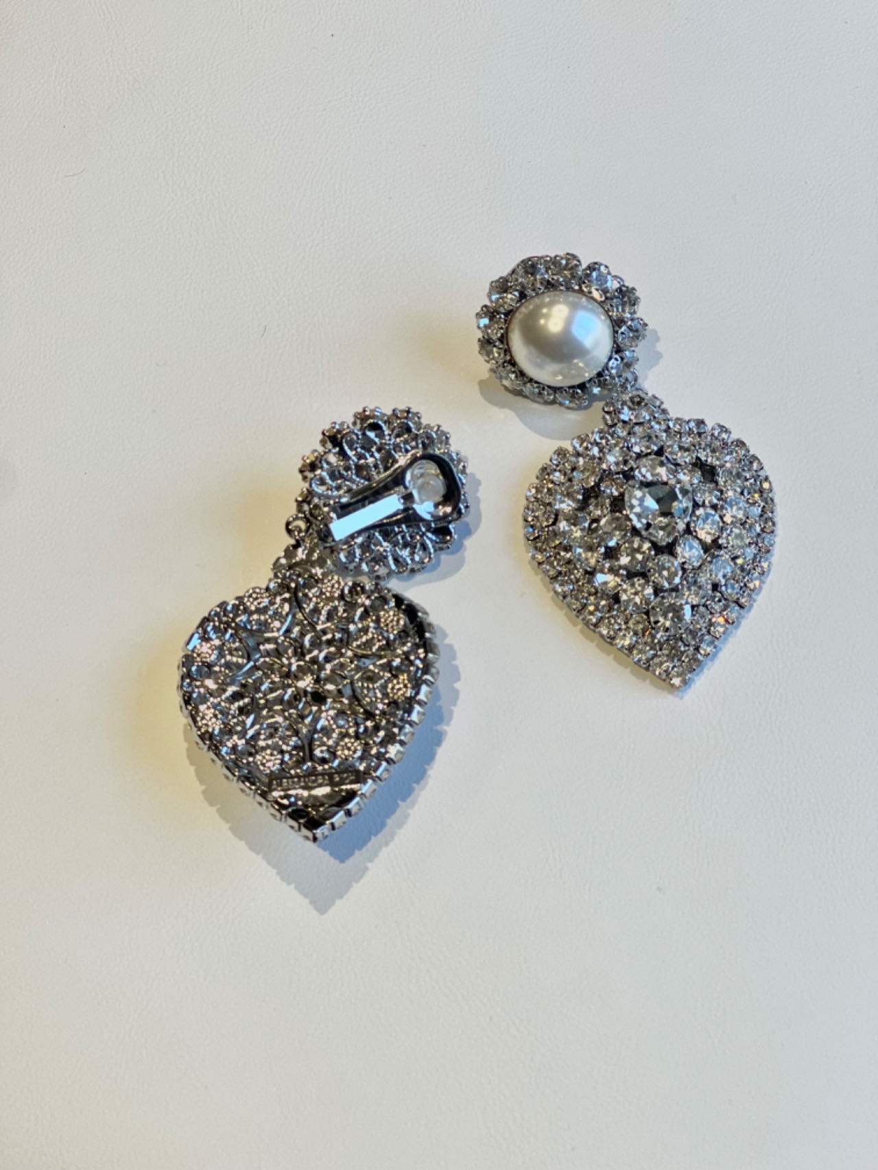 Alessandra Rich Crystal  Pearl Heart Clip-On Earrings Silver