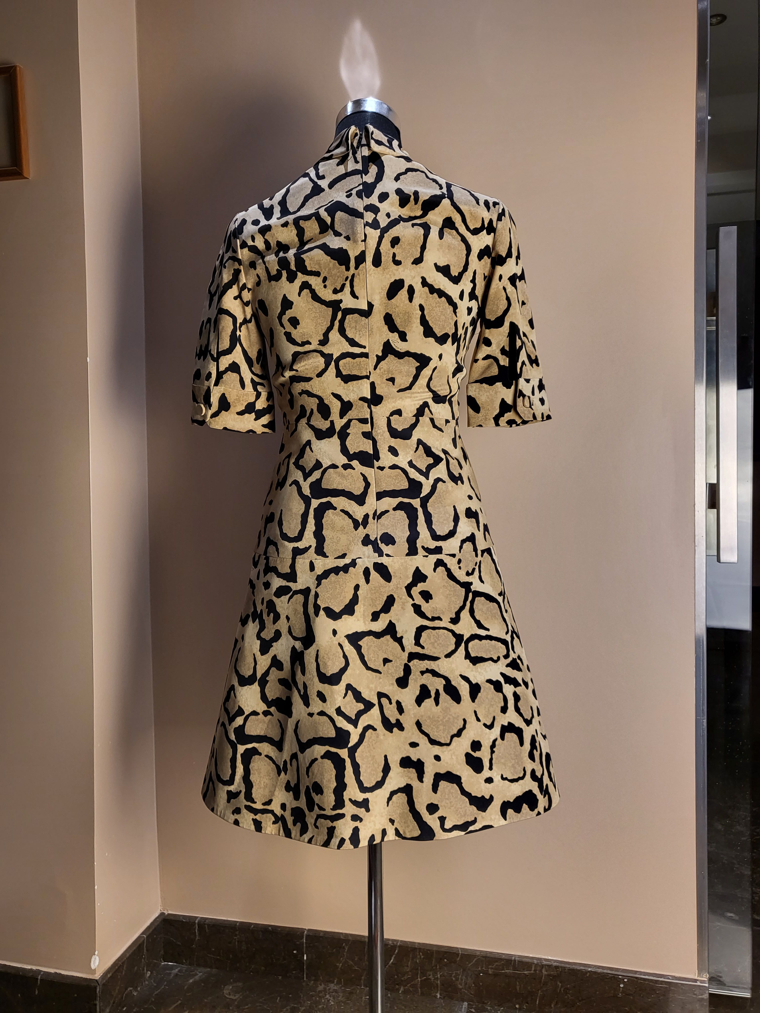 Preowned Gucci Leopard Print A-Line Shirt Dress Size XS Multi silk