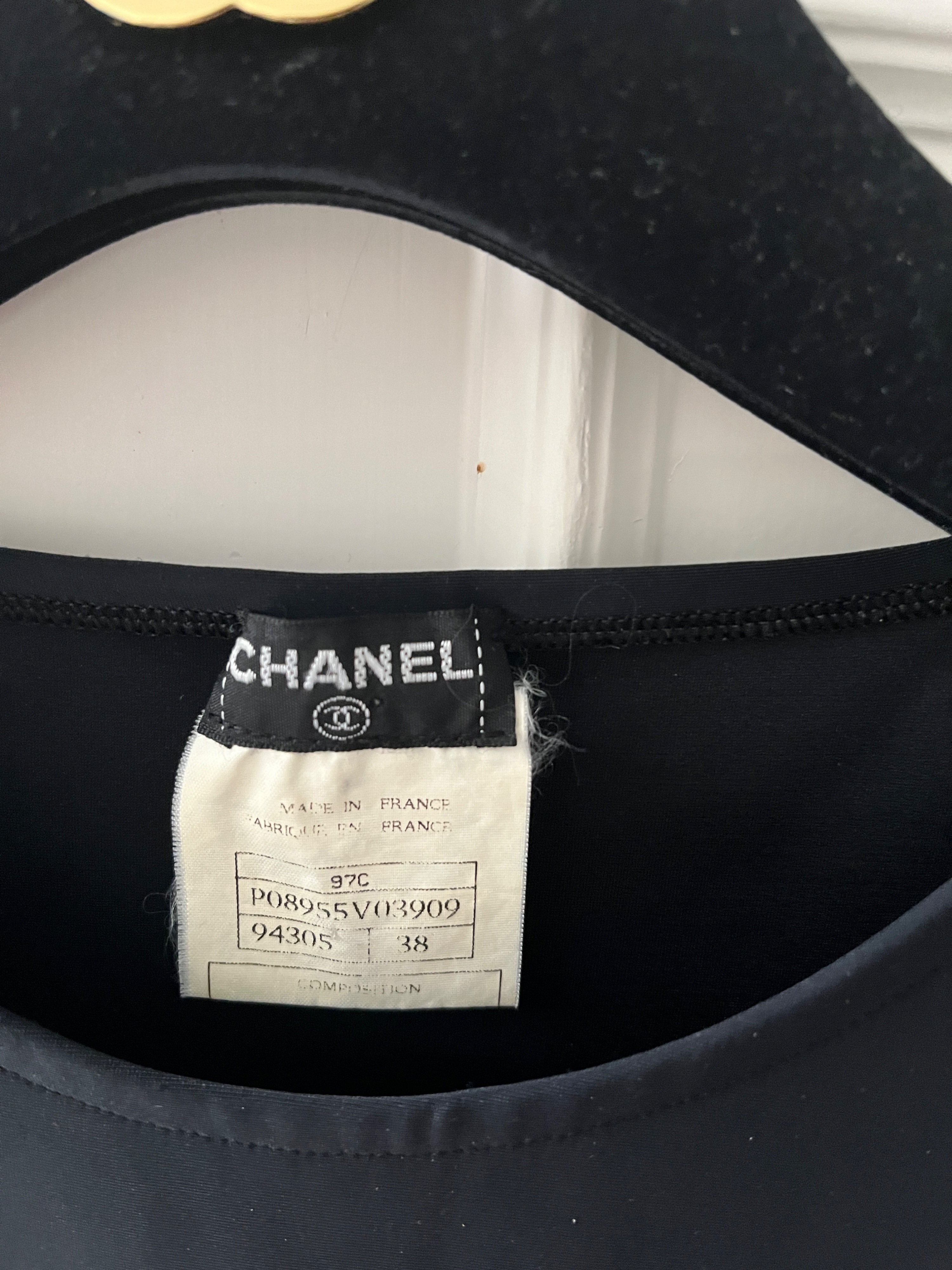 Preowned Chanel Black CC Trim Tank Top Size M stretchy nylon