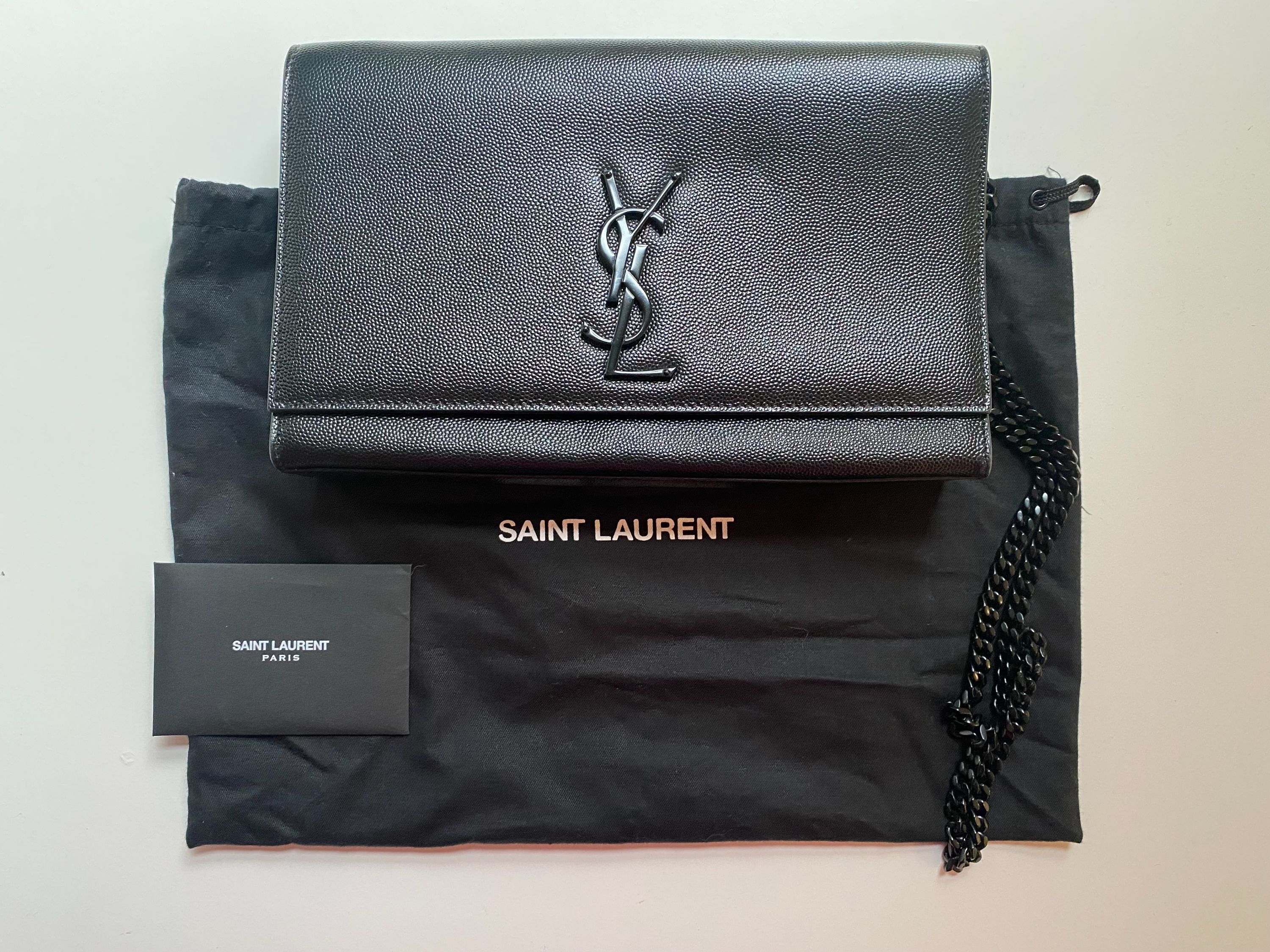 Preowned Saint Laurent Grain De Poudre Medium Kate Bag Black with black metal work leather