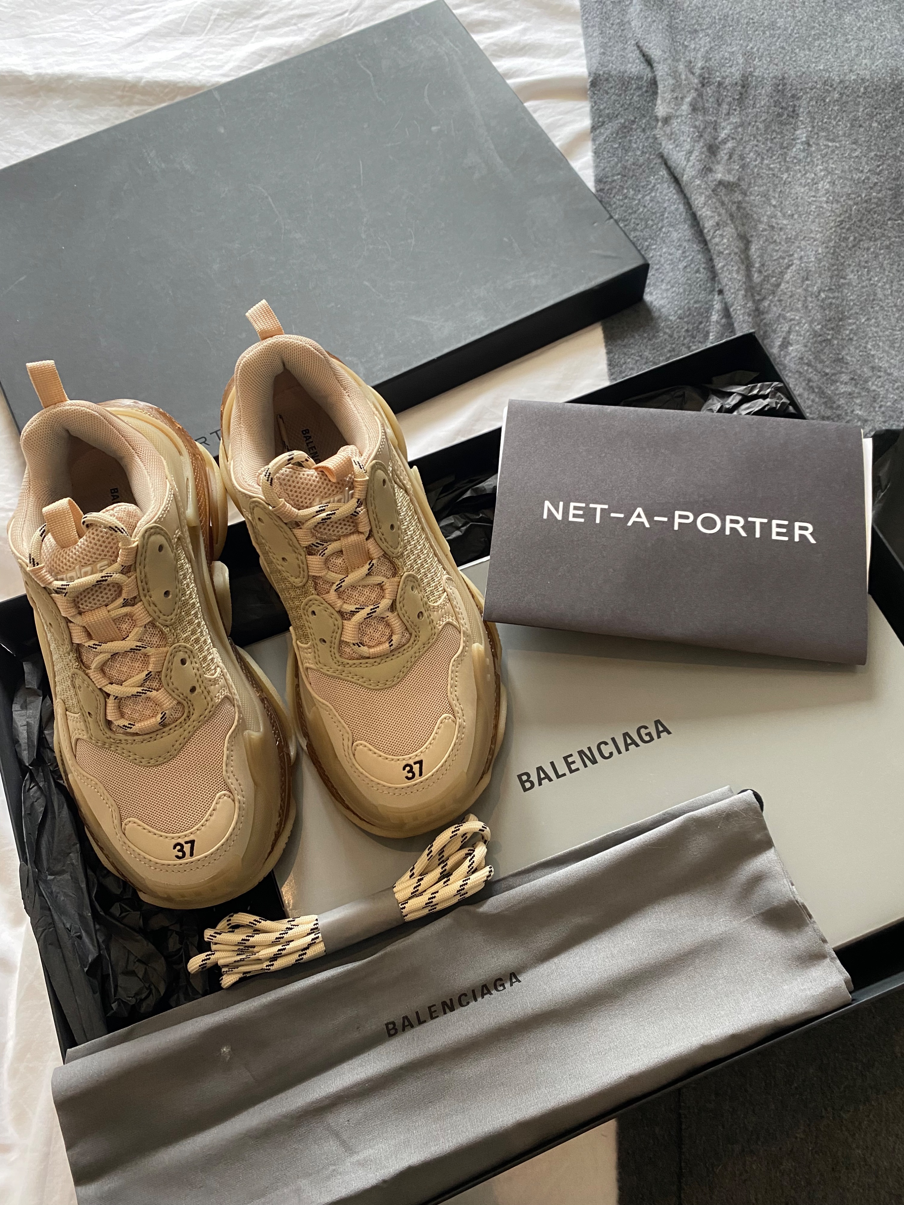 Preowned Balenciaga beige leather  mesh Triple S Clear Sole trainers Size 37 faux leather/faux nubuck/mesh