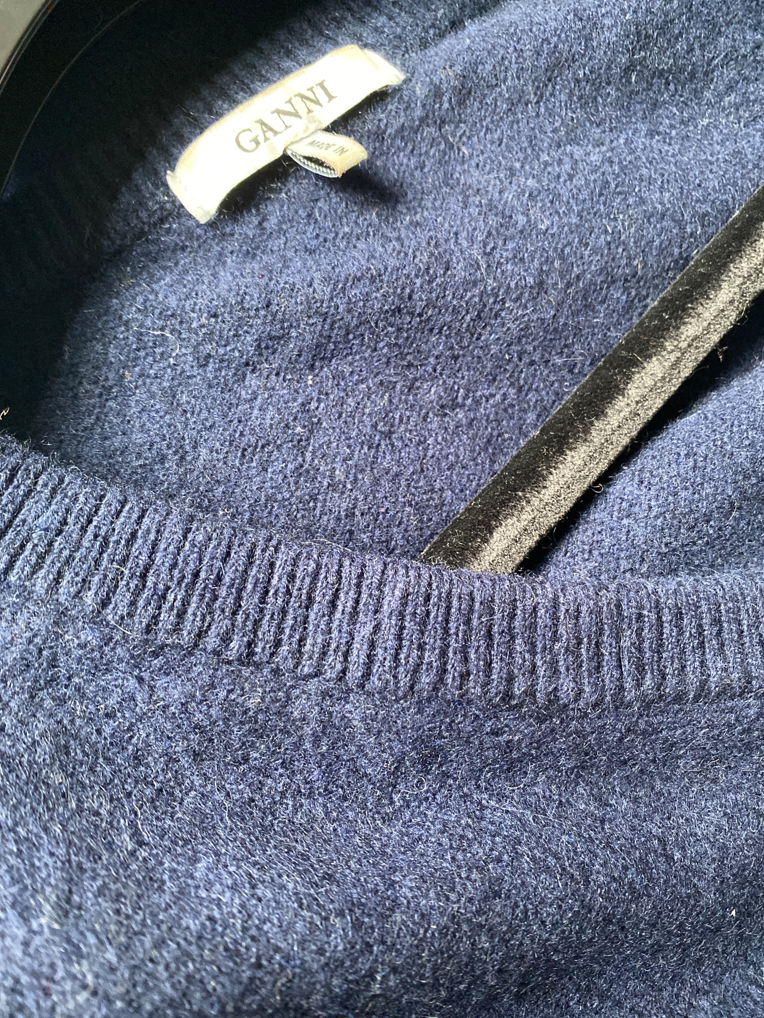 Preowned Ganni Blue V-Neck Wool Jumper Size L