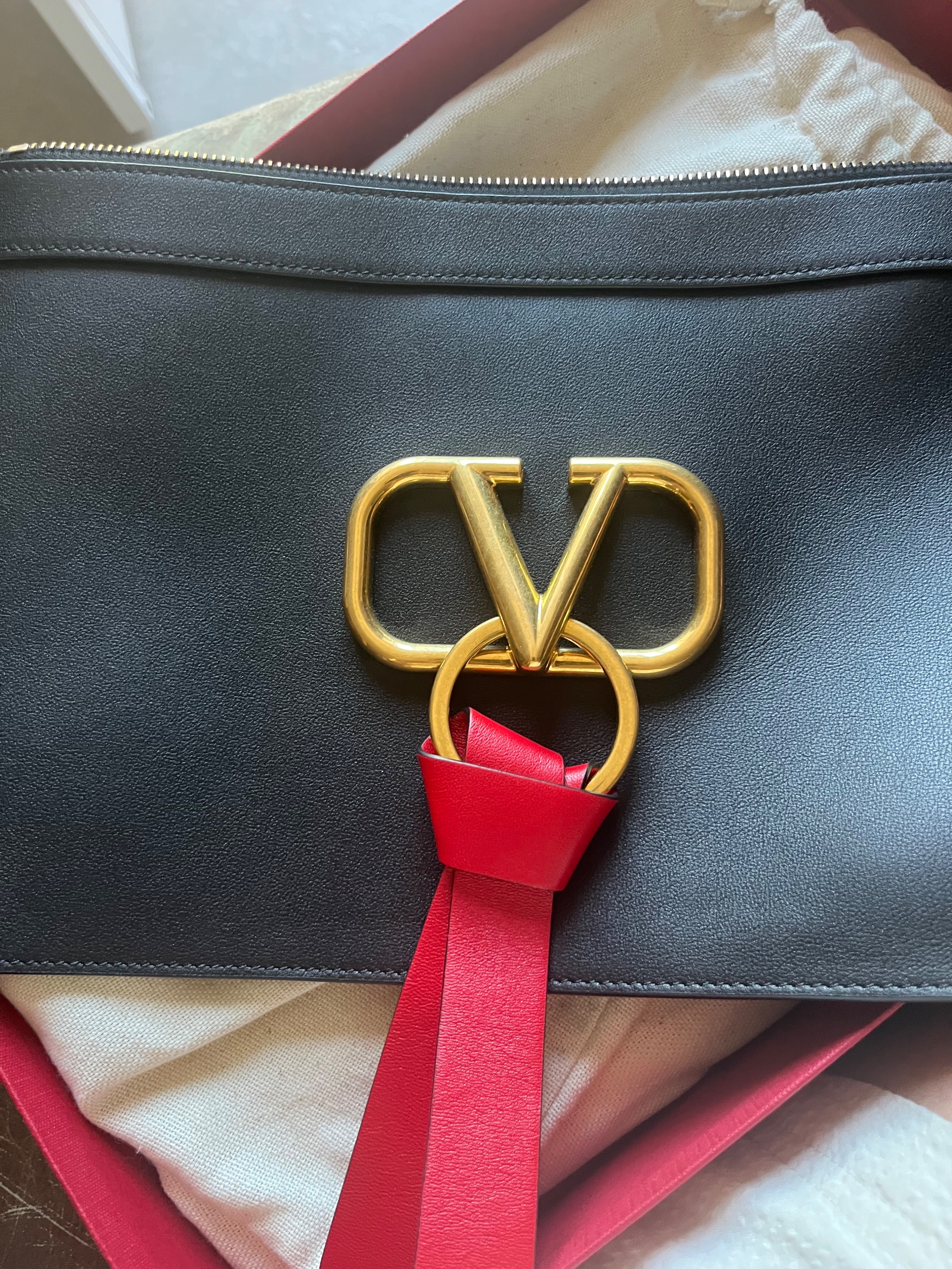 Preowned Valentino Black Leather V-Logo Clutch