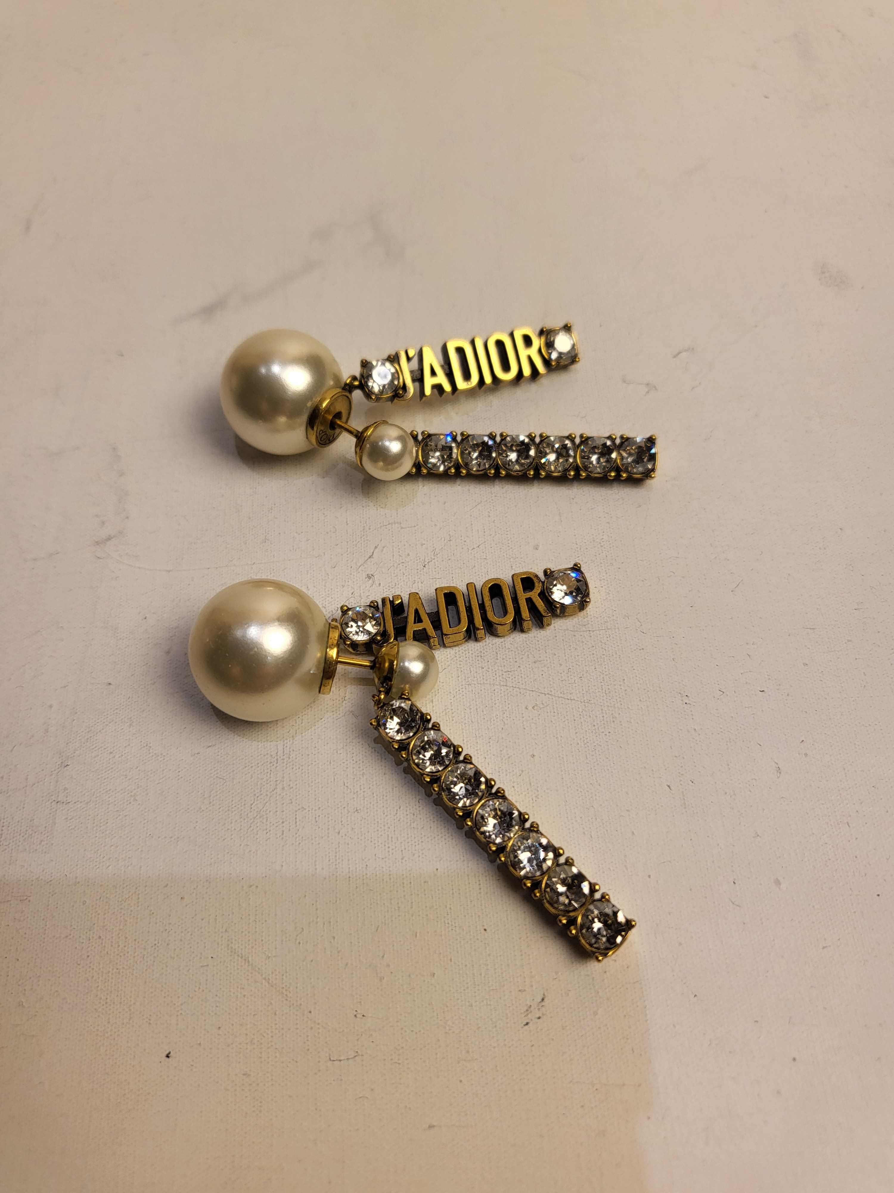 Preowned Crystal J'Adior Tribales Earrings Gold metal