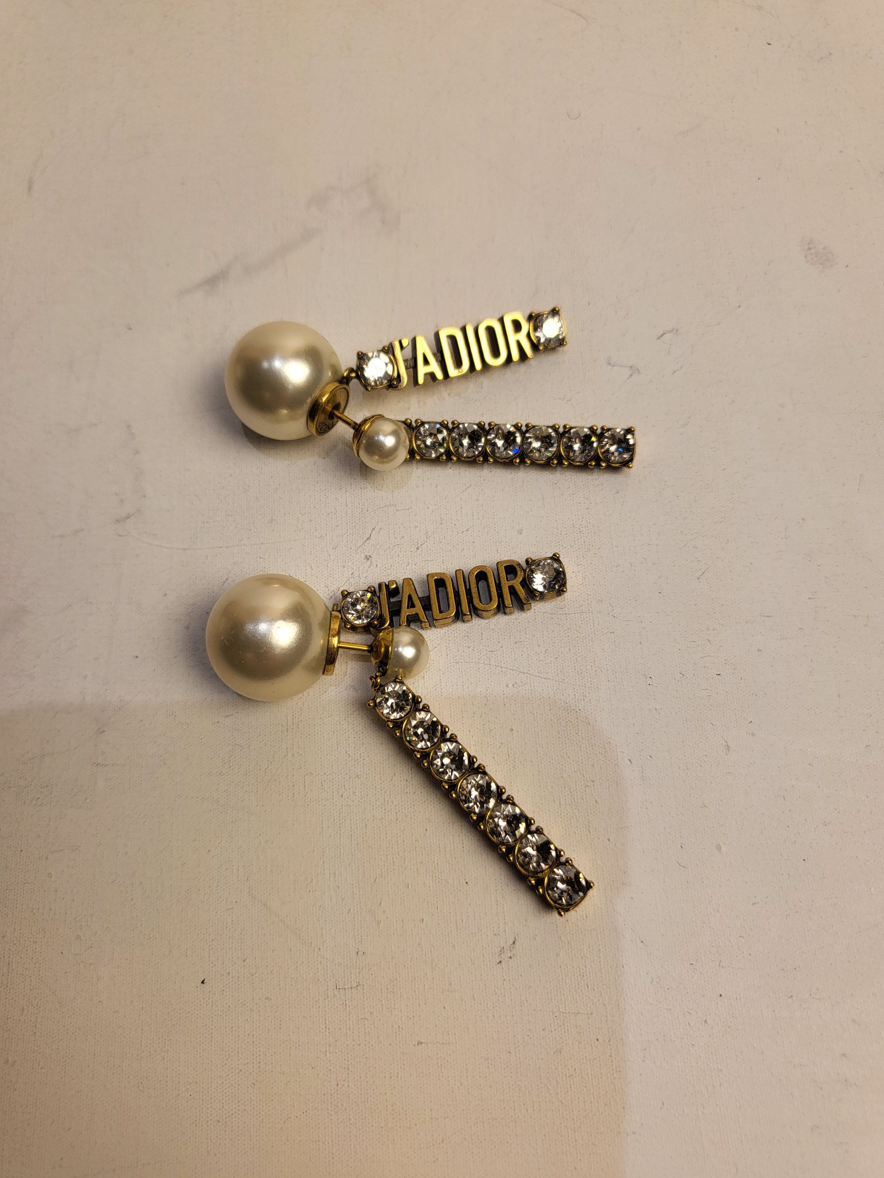 Preowned Crystal J'Adior Tribales Earrings Gold metal