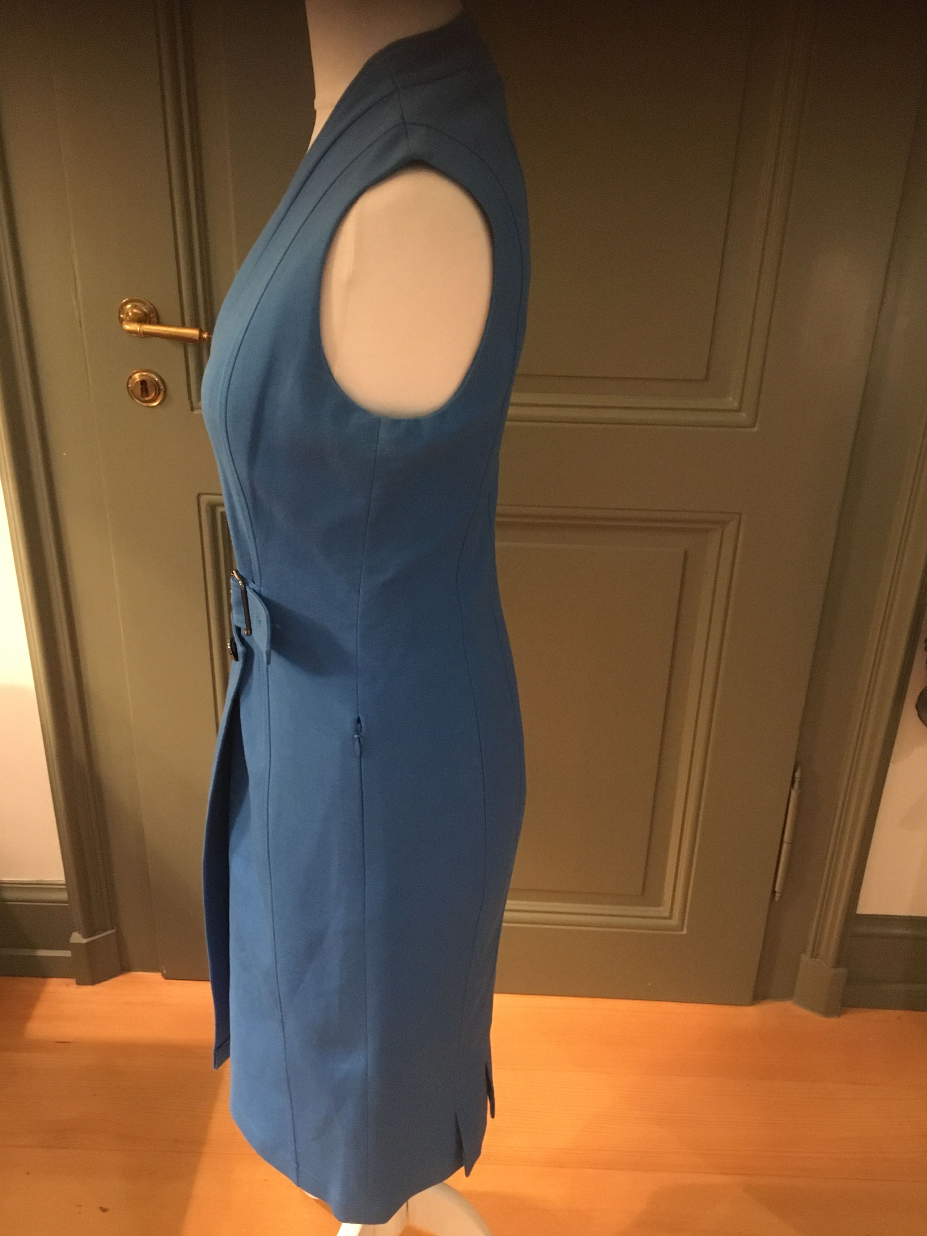 Preowned Akris Blue crepe wrap front dress Size XXS bright blue mixed