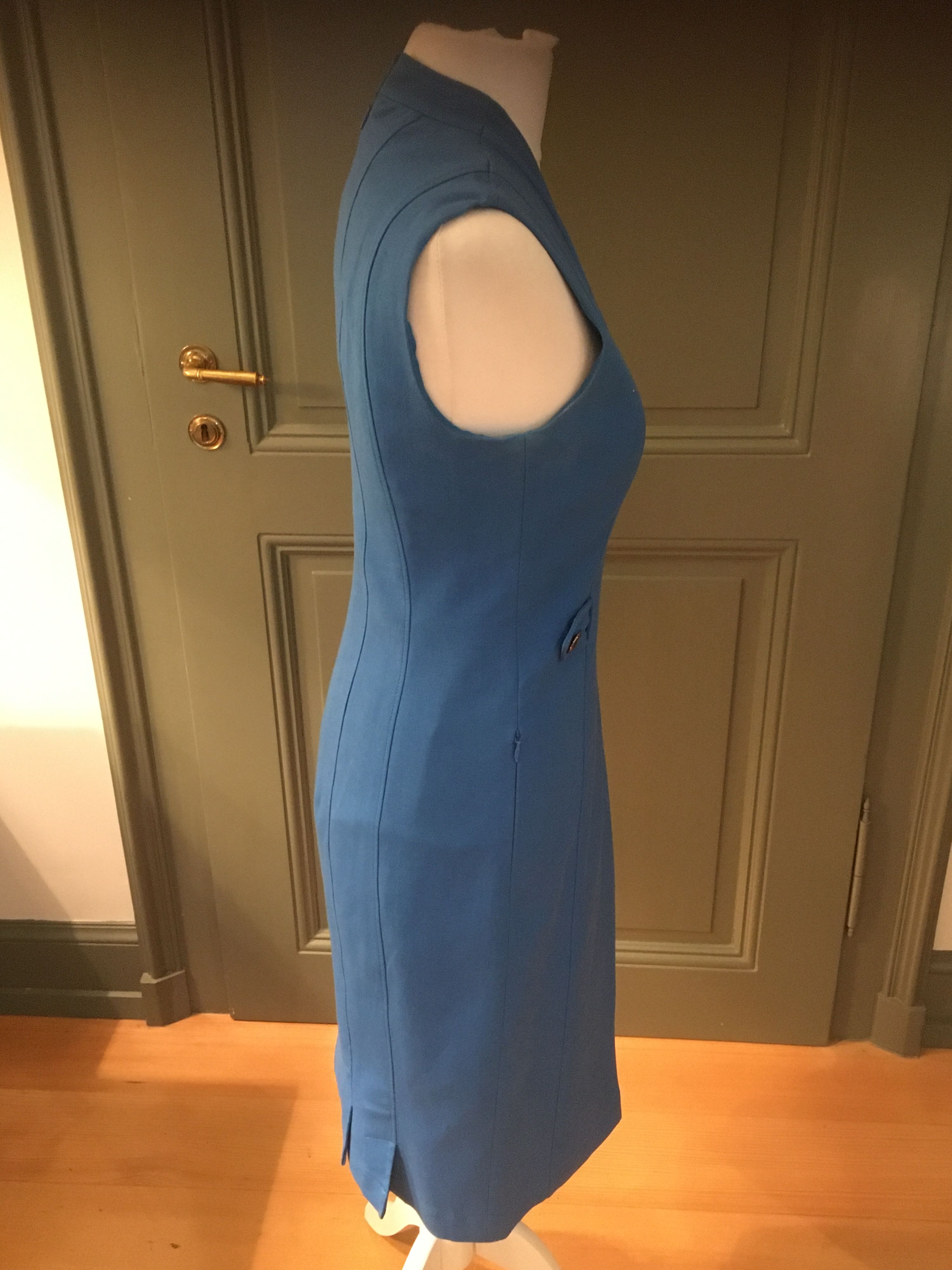 Preowned Akris Blue crepe wrap front dress Size XXS bright blue mixed