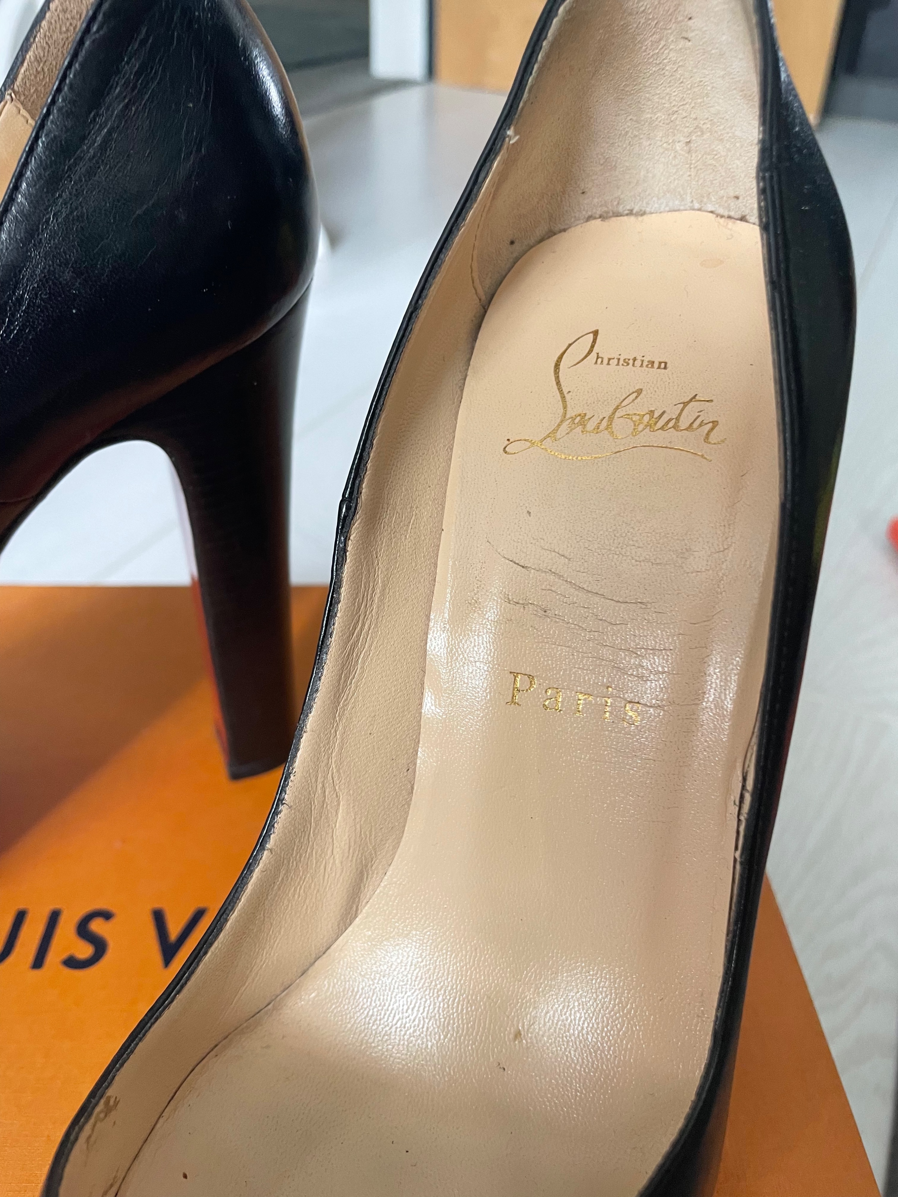 Preowned Christian Louboutin Black leather peep-toe platform heeled pumps Size 375