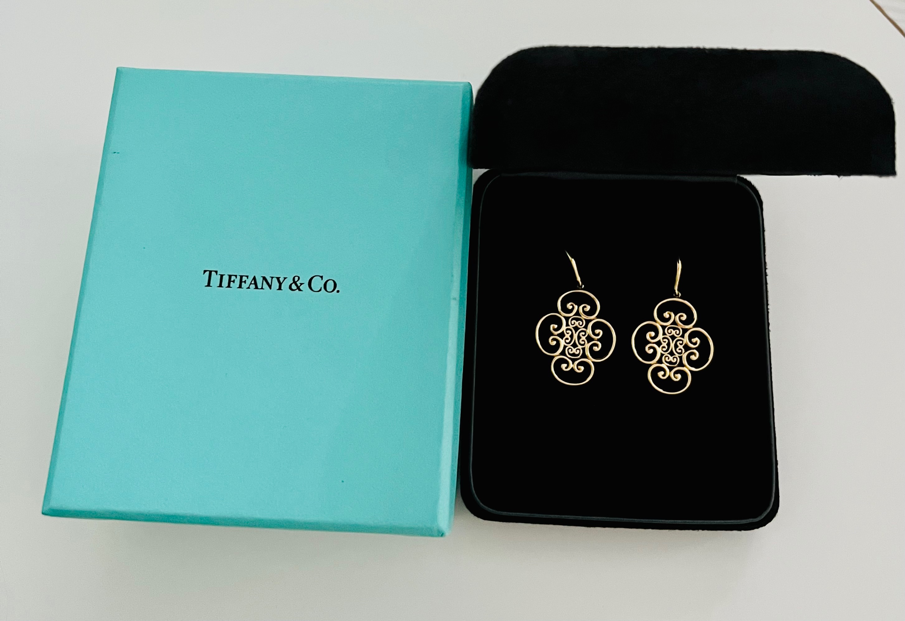 Tiffany  Co 18K Yellow Gold Venezia Goldoni Quadruplo Drop Earrings