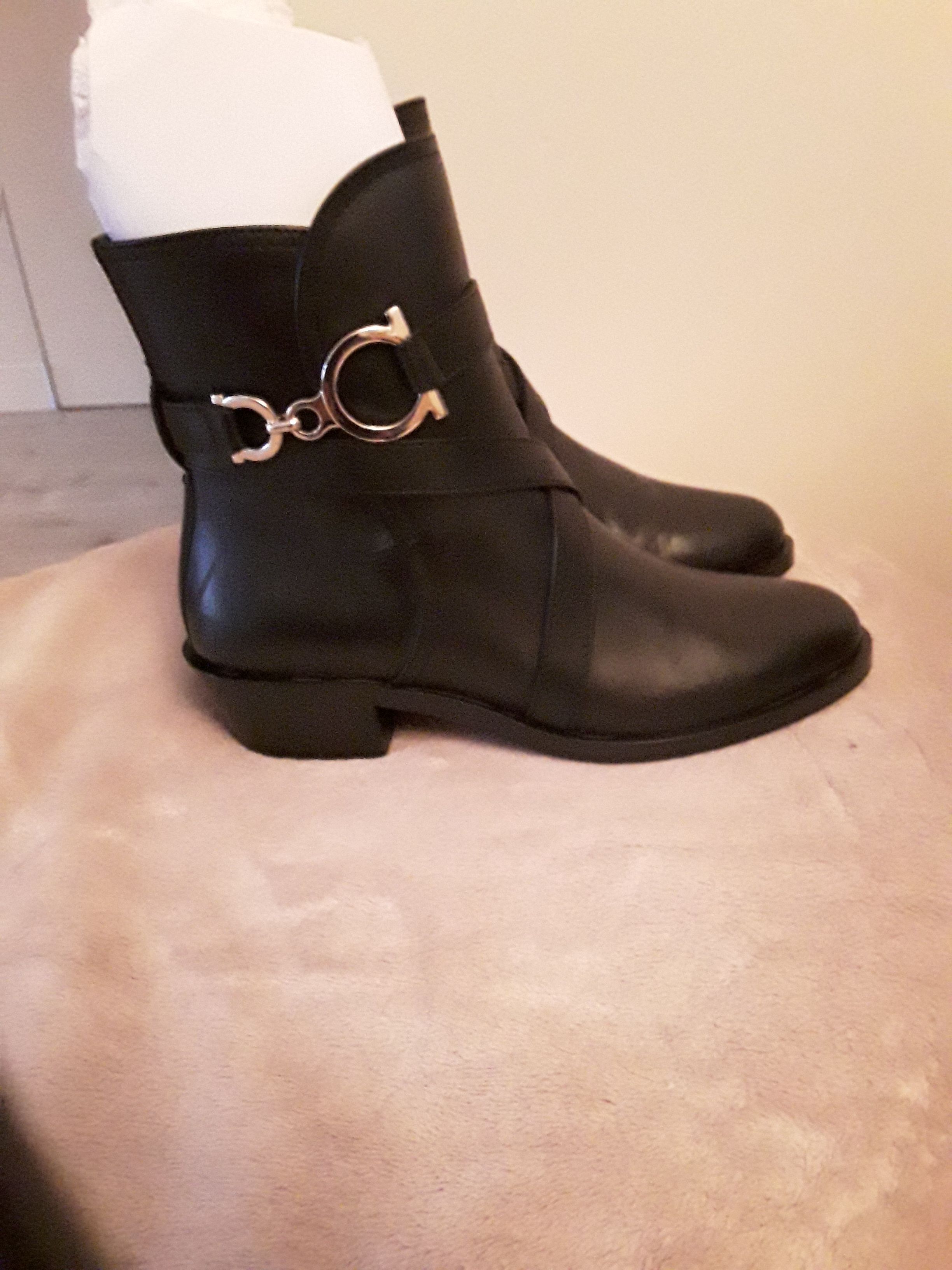 Salvatore Ferragamo Black Leather Ankle Boots Size 38.5